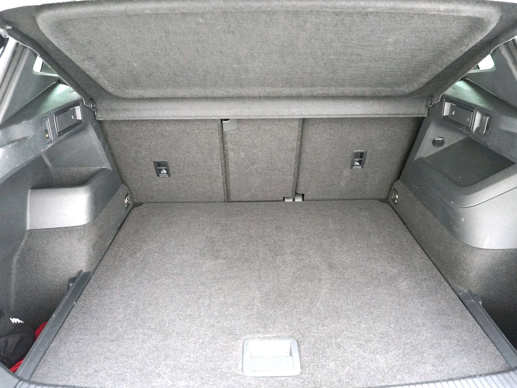 VW Tiguan 2.0 TSI DSG R-Line Black Style 4Motion (2025)