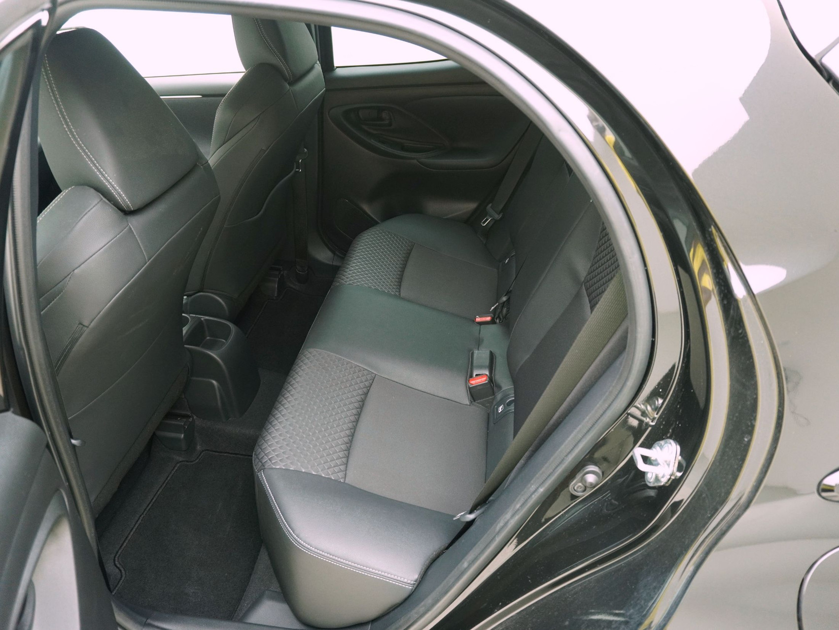 TOYOTA Yaris 1.5 VVT-iE Move