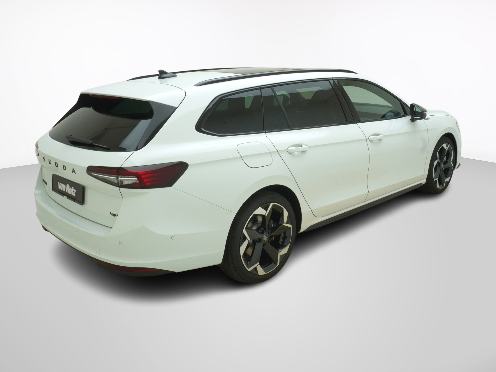 SKODA Superb 2.0 TDI Sportline 4×4 DSG