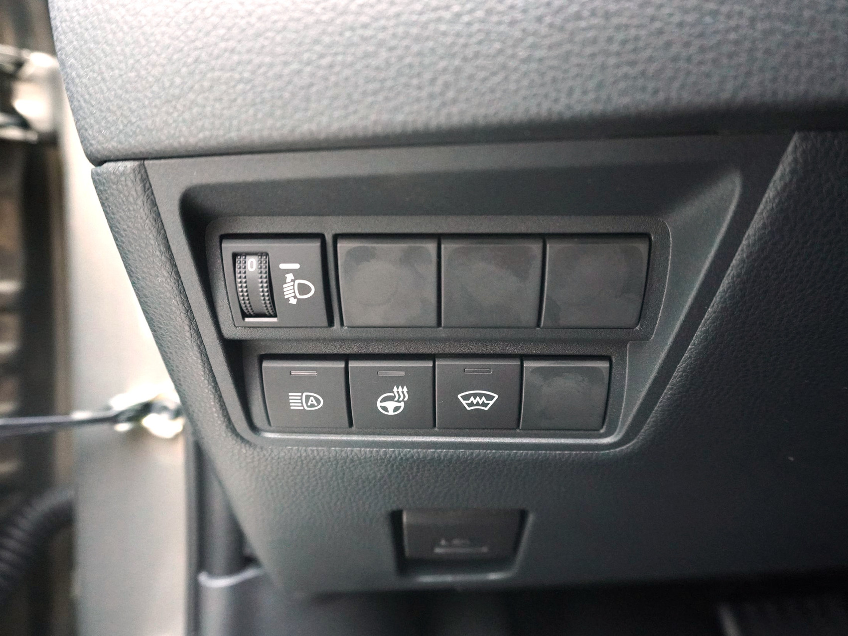 TOYOTA Yaris Cross 1.5 VVT-i HSD Trend AWD-i ** 4×4 ** inkl. 8-Fachbereifung **