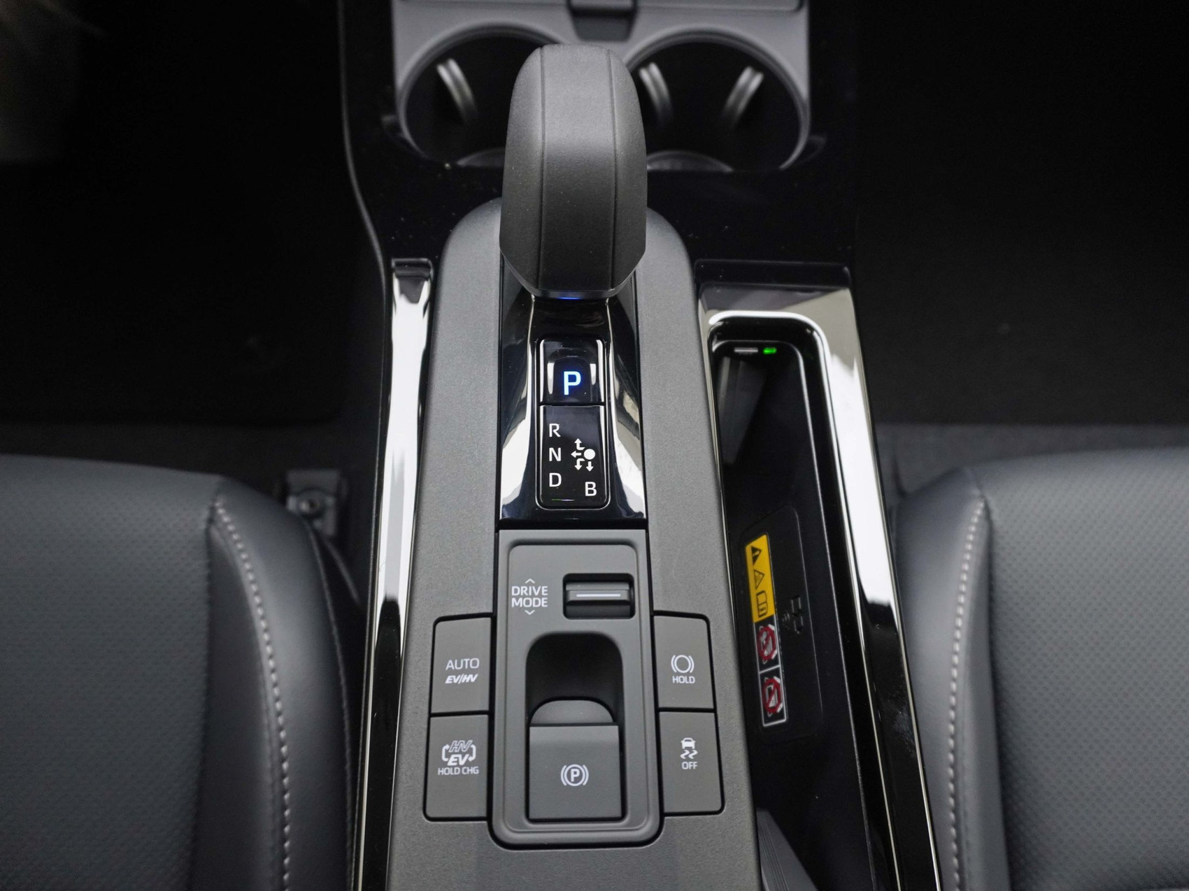 TOYOTA Prius 2.0 Plug-In-Hybrid Premium ** 360° Kamera **