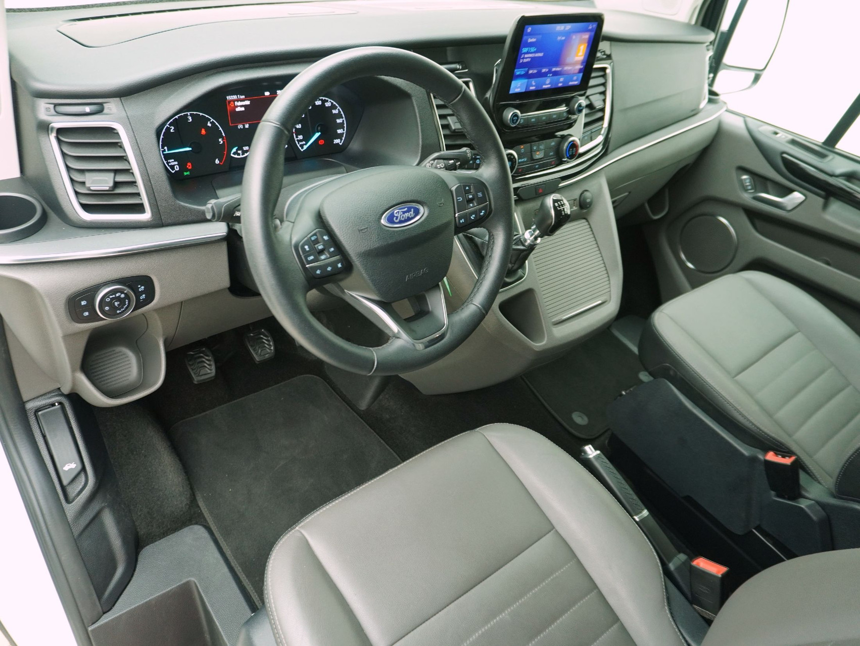 FORD Tourneo Custom 320 L1 MHEV Titanium