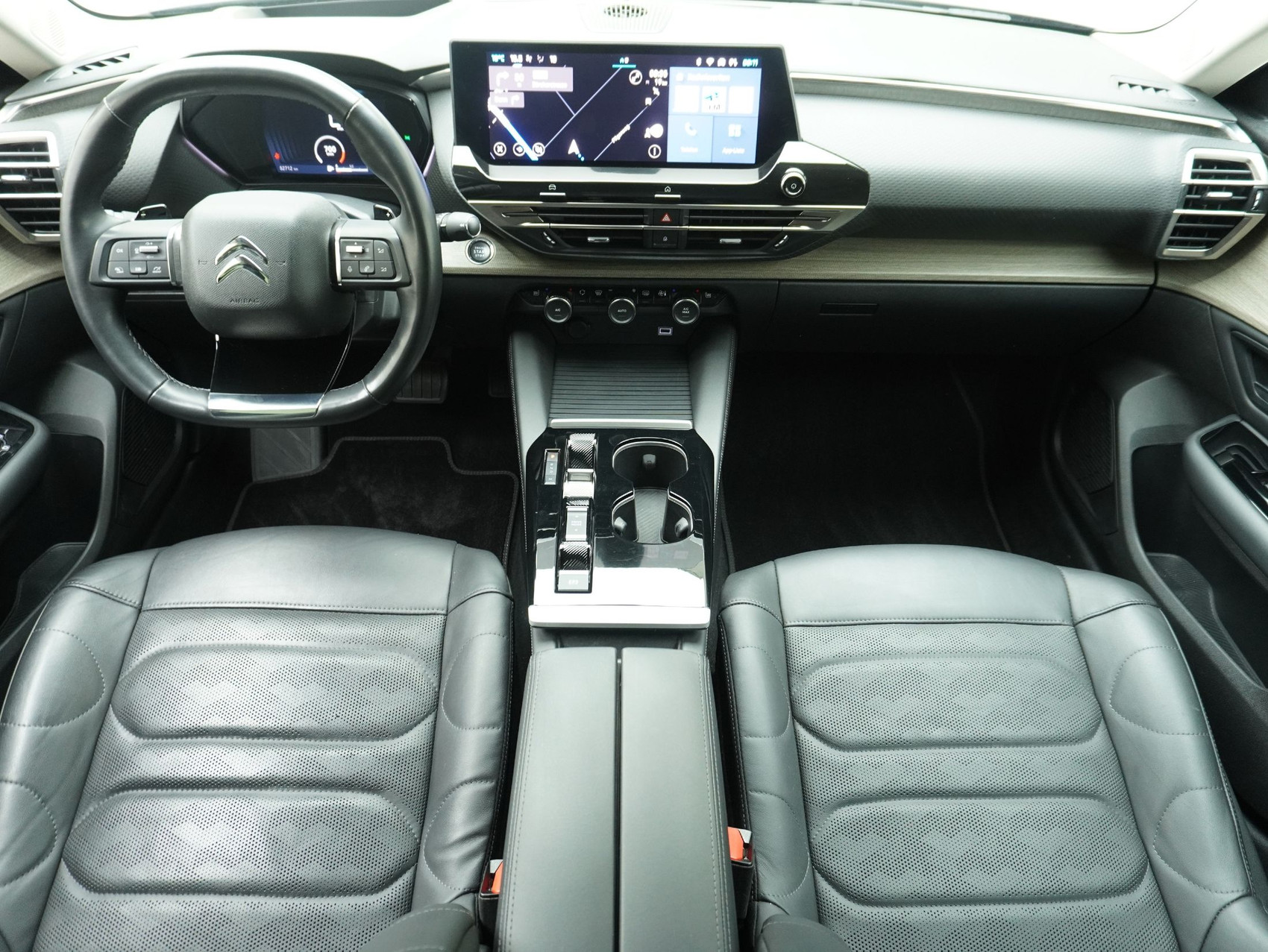 CITROËN C5 X 1.6 PureTech Shine