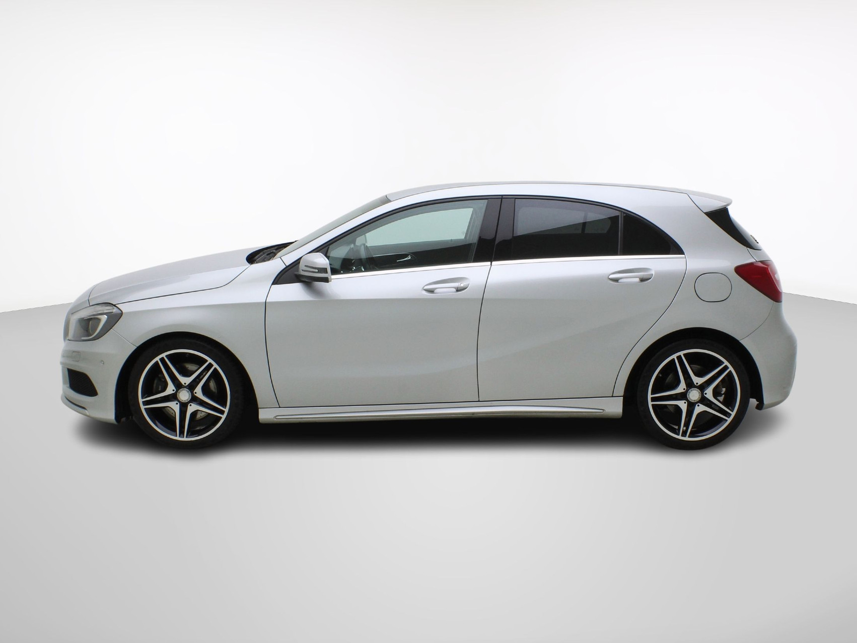 MERCEDES-BENZ A-Klasse A 220 CDI AMG Line 4matic
