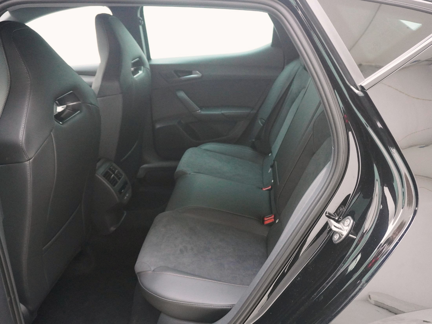 CUPRA Leon 1.5 eTSI DSG