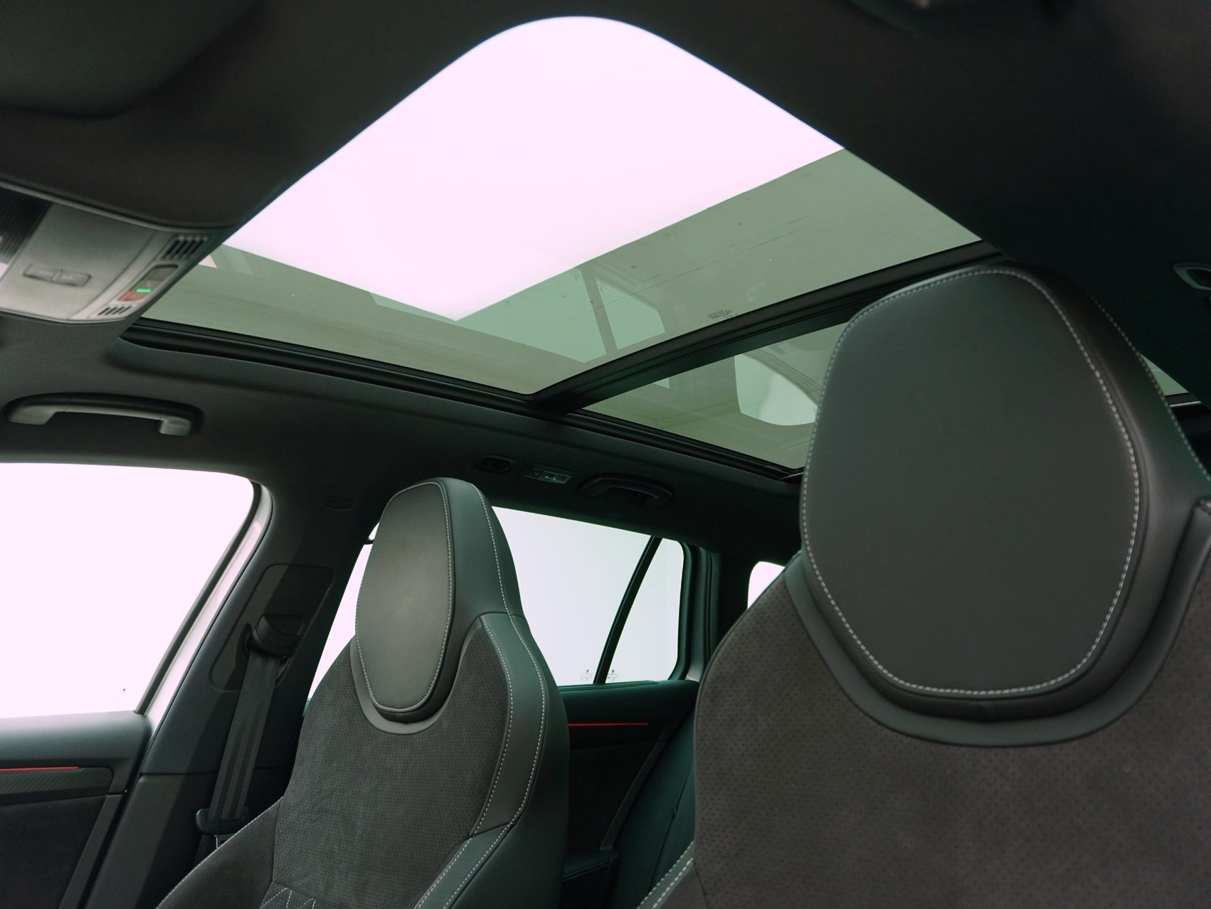 SKODA Superb Combi 2.0 TSI DSG Sport Line 4×4