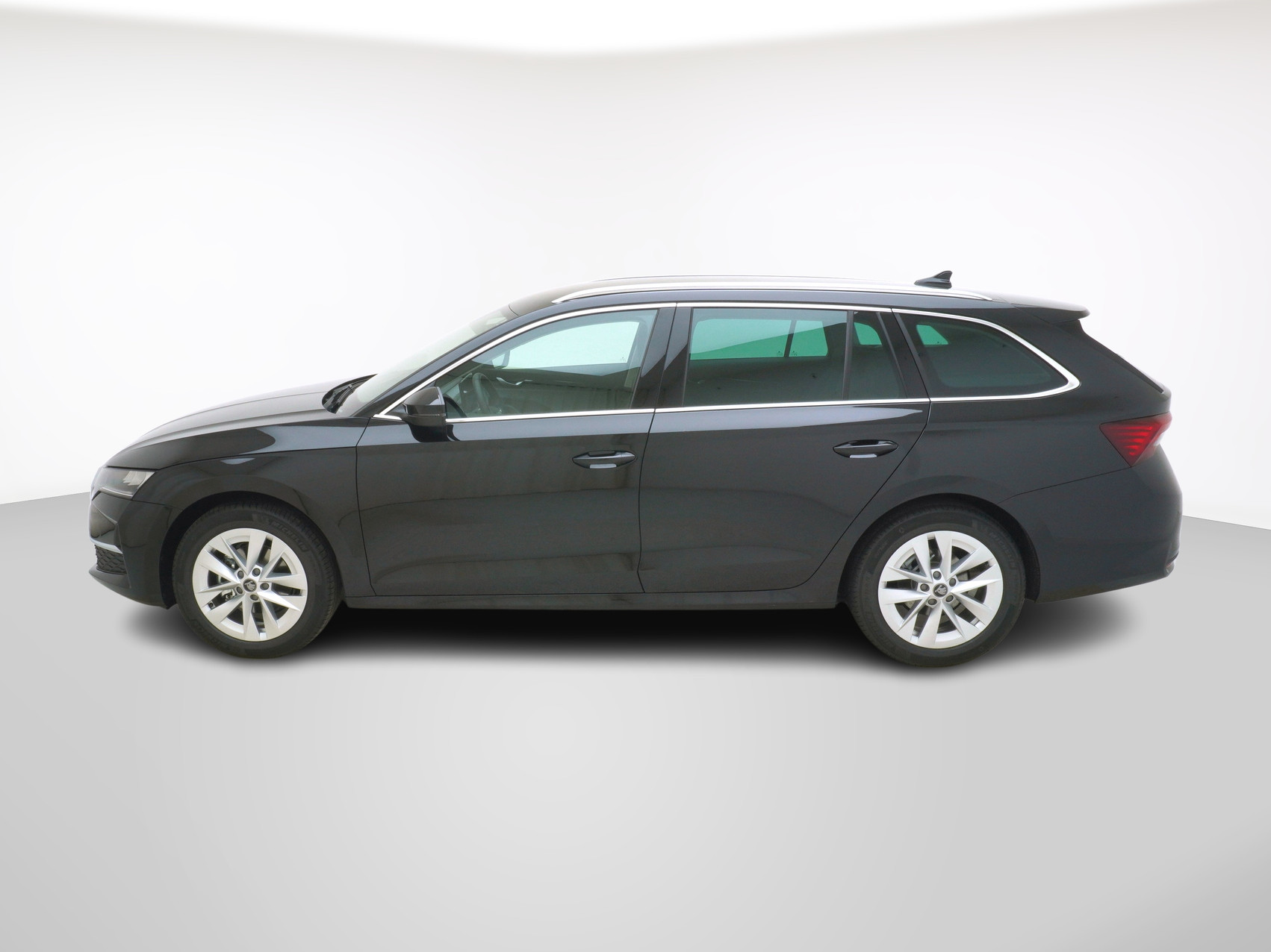 SKODA Octavia 1.5 TSI mHEV Selection-Lodge DSG