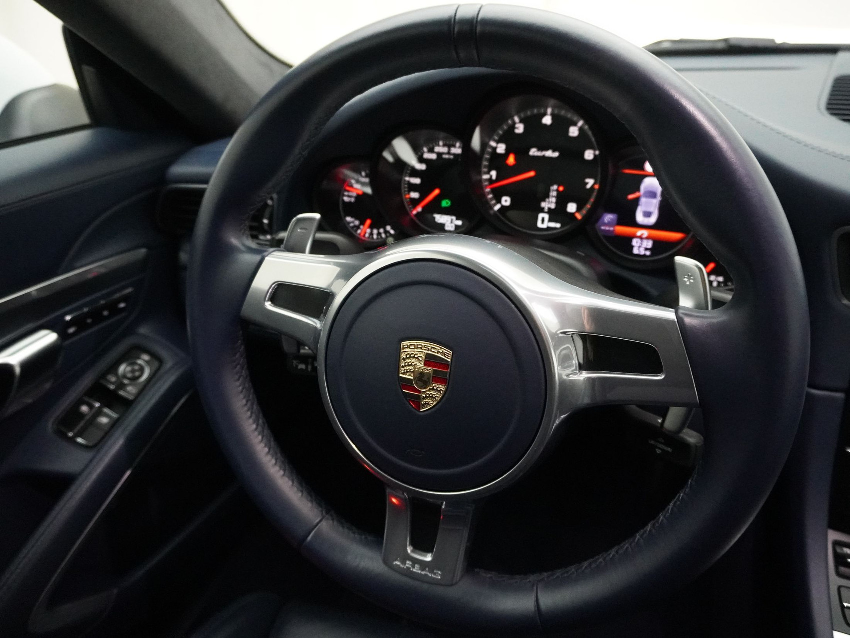 PORSCHE 911 Coupé 3.8 Turbo PDK **Approved bis 02/2027**