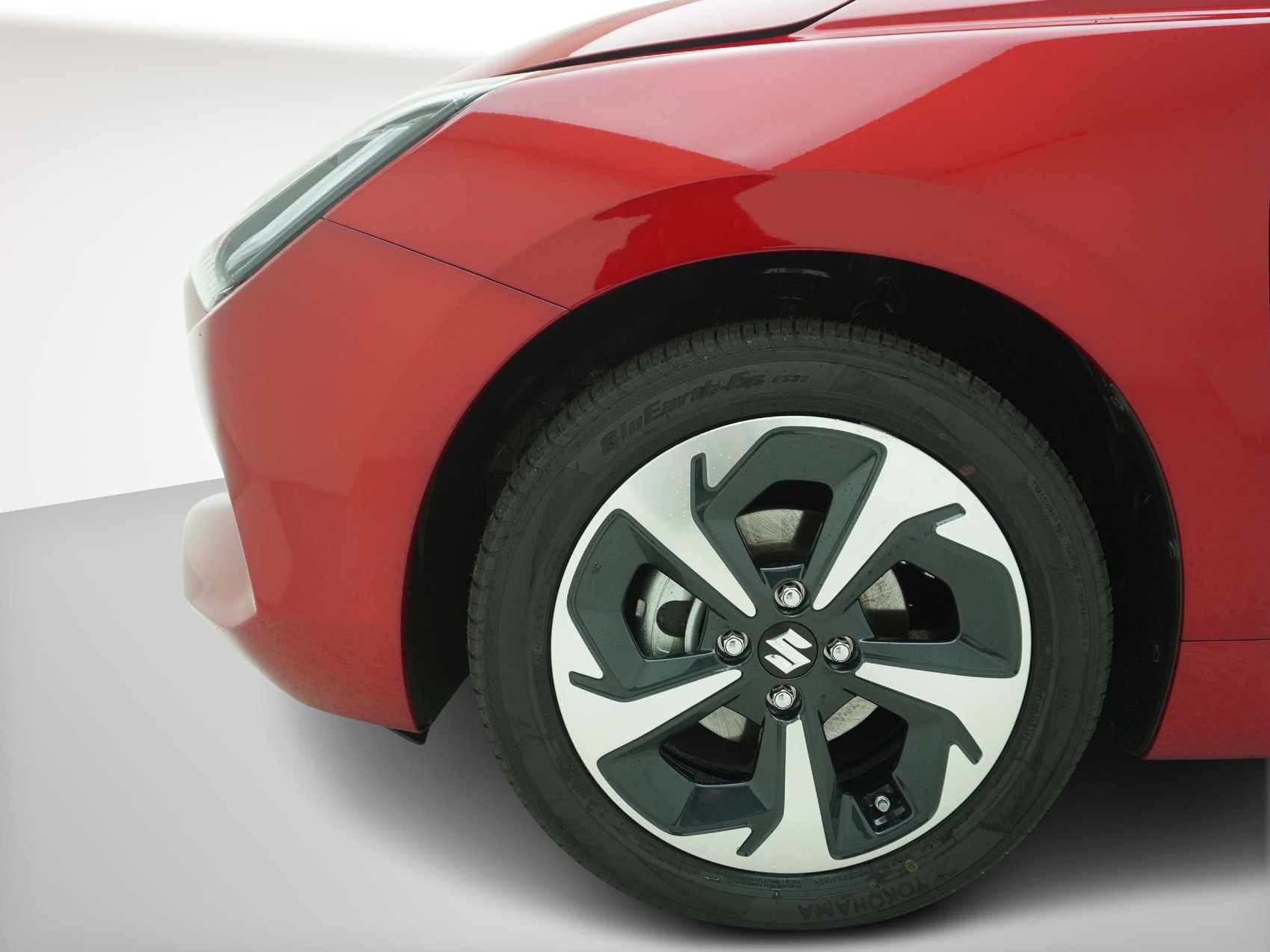 SUZUKI Swift 1.2 Sakura Top Hybrid