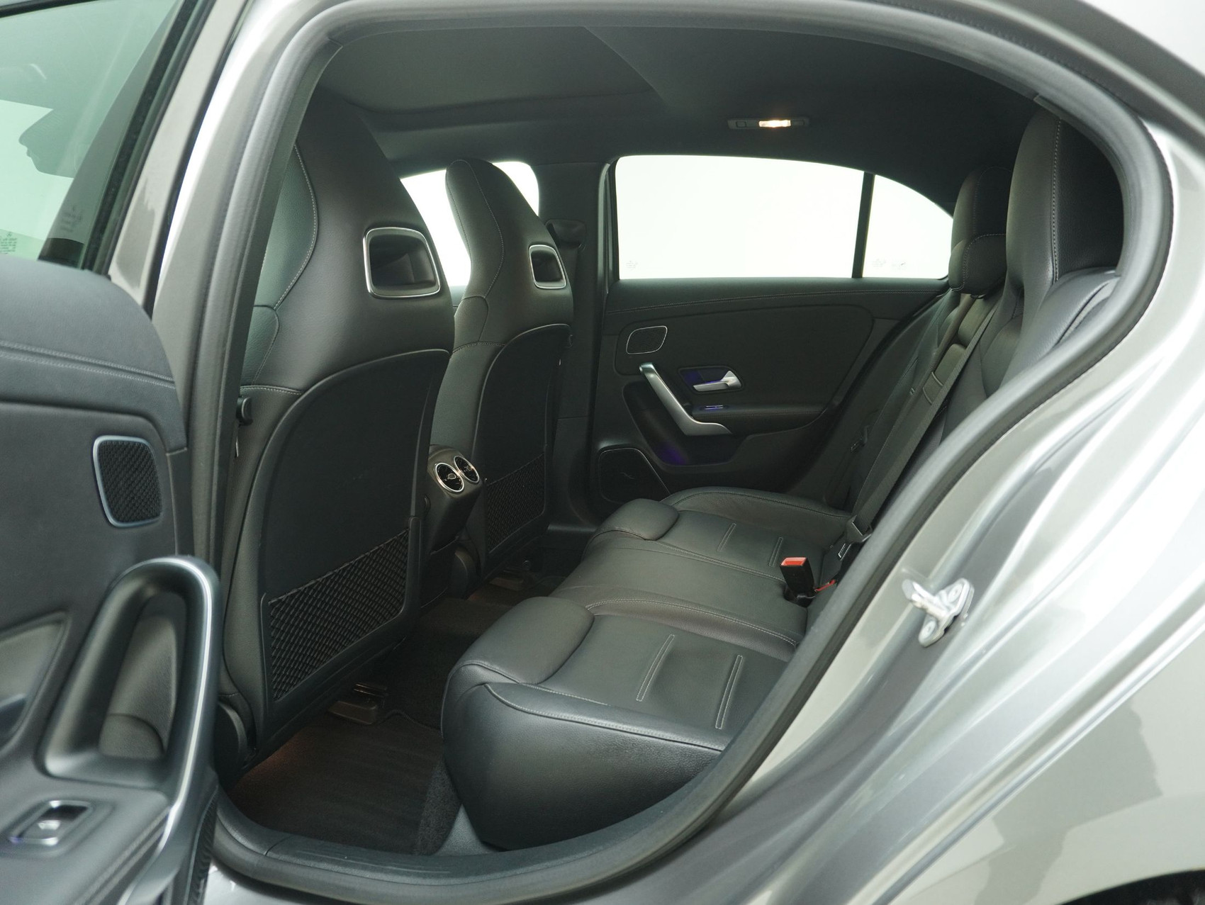 MERCEDES-BENZ A-Klasse A 250 AMG Line