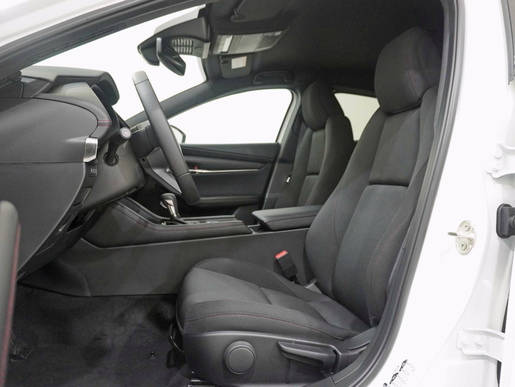 MAZDA 3 Hatchback 2.0 186 Homura