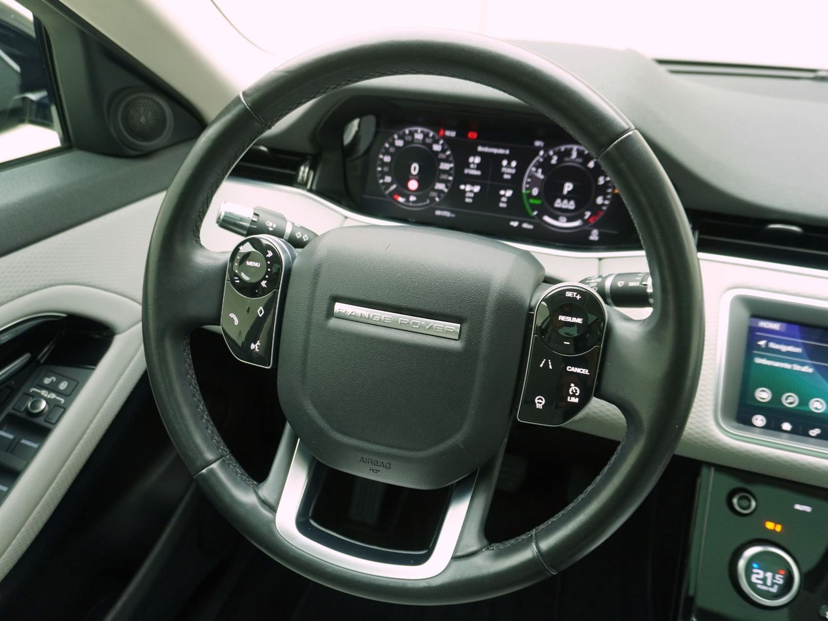 LAND ROVER Range Rover Evoque 1.5 T 300e S AWD