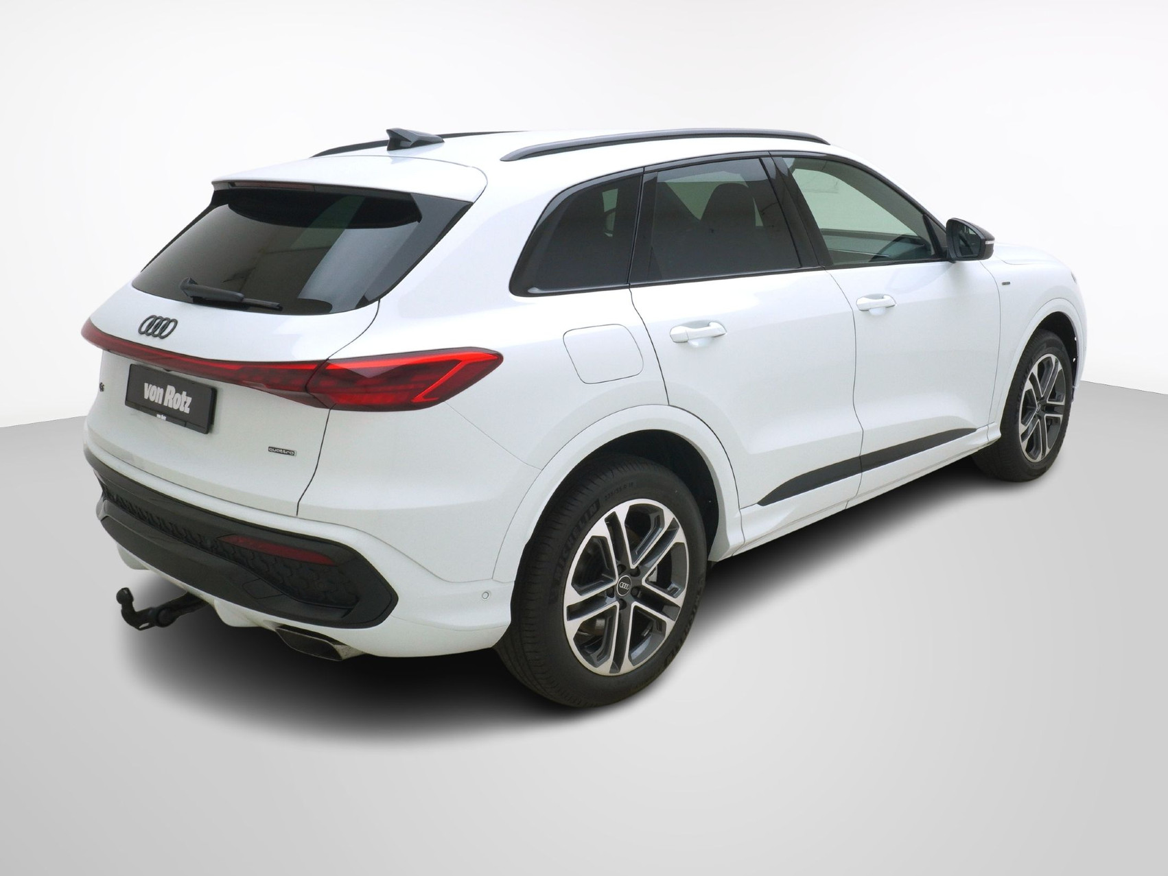 AUDI Q5 SUV 2.0 e-hybrid quattro S-lineTronic