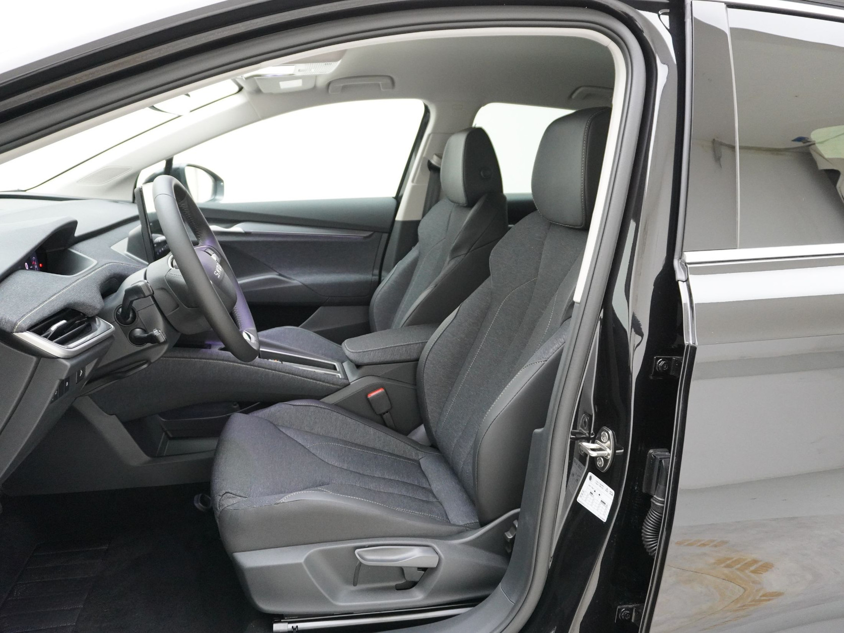 SKODA Elroq 60 Loft-Clever