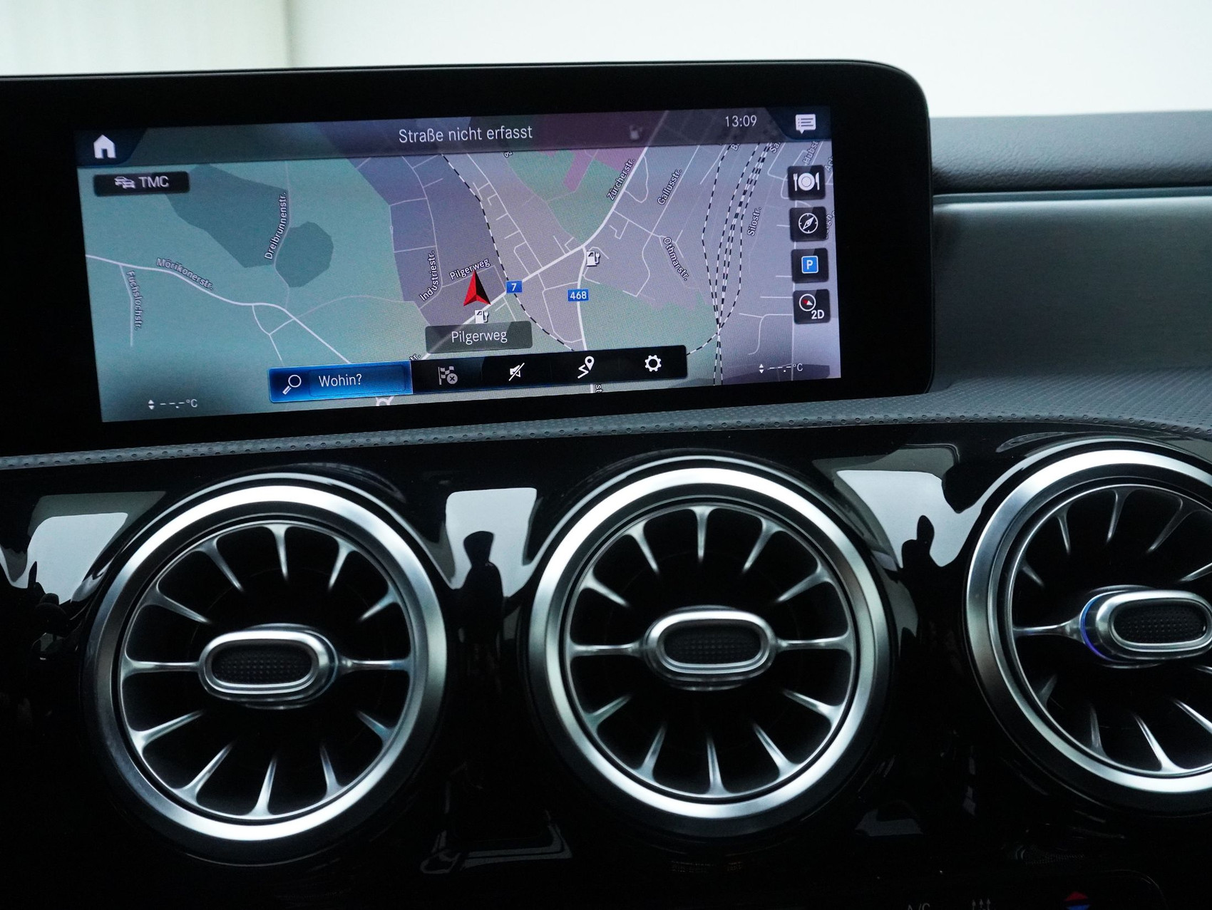 MERCEDES-BENZ A-Klasse A 250 e AMG Line