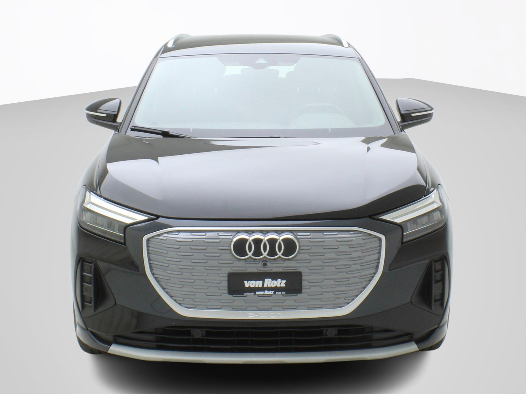 AUDI Q4 e-tron 50 quattro