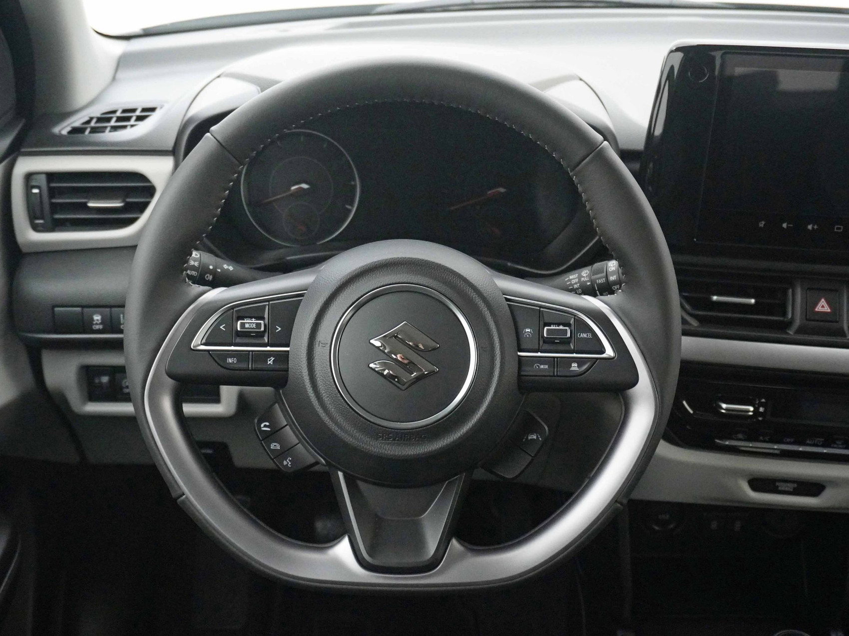 SUZUKI Swift 1.2 Compact Top Hybrid 4×4 MY24