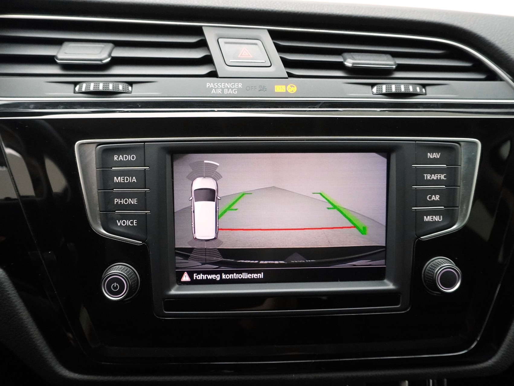 VW Touran 2.0 TDI DSG Highline **7-Plätzer**