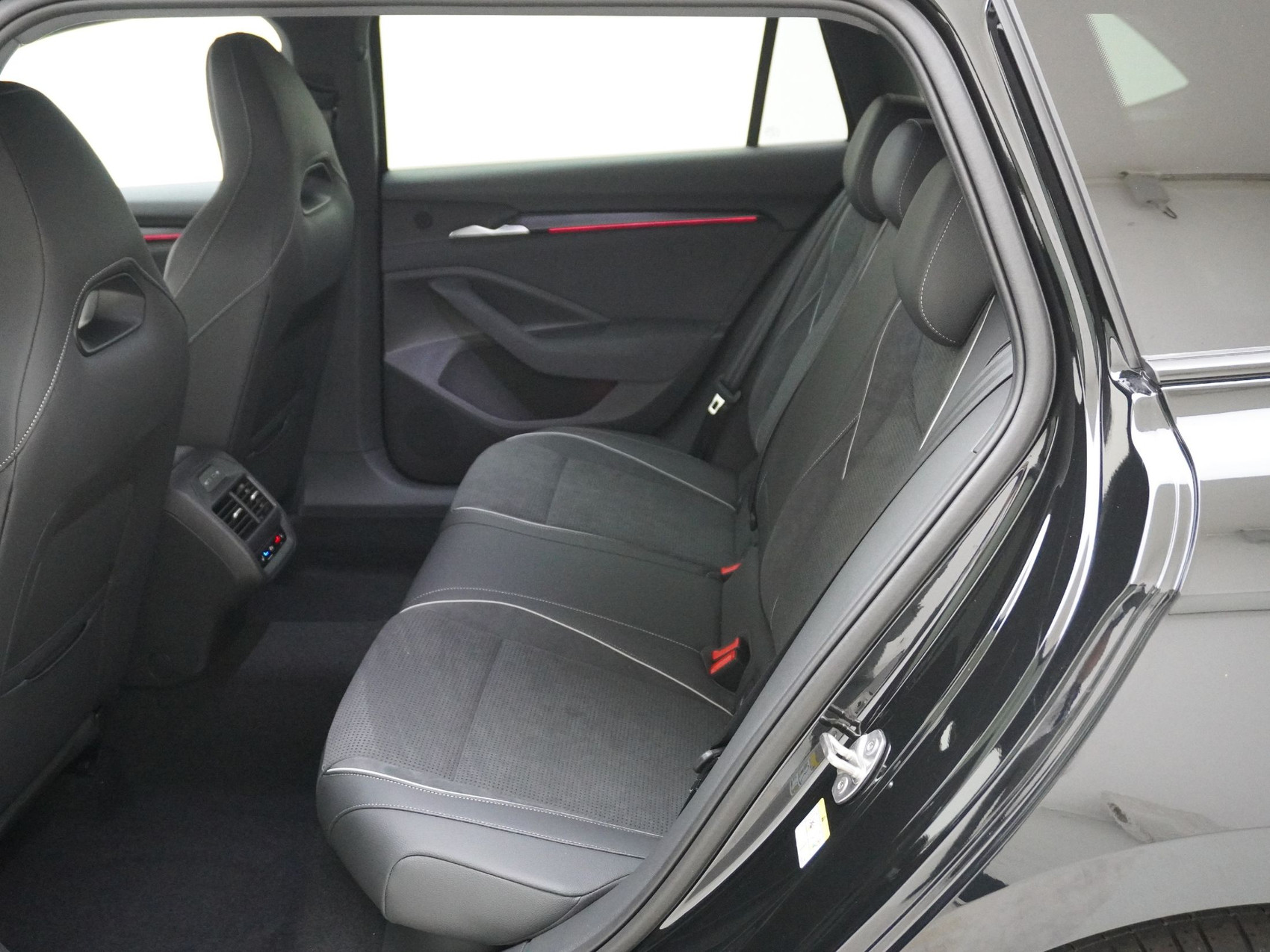 SKODA Superb 1.5 TSI Plug-in-Hybrid Sportline DSG