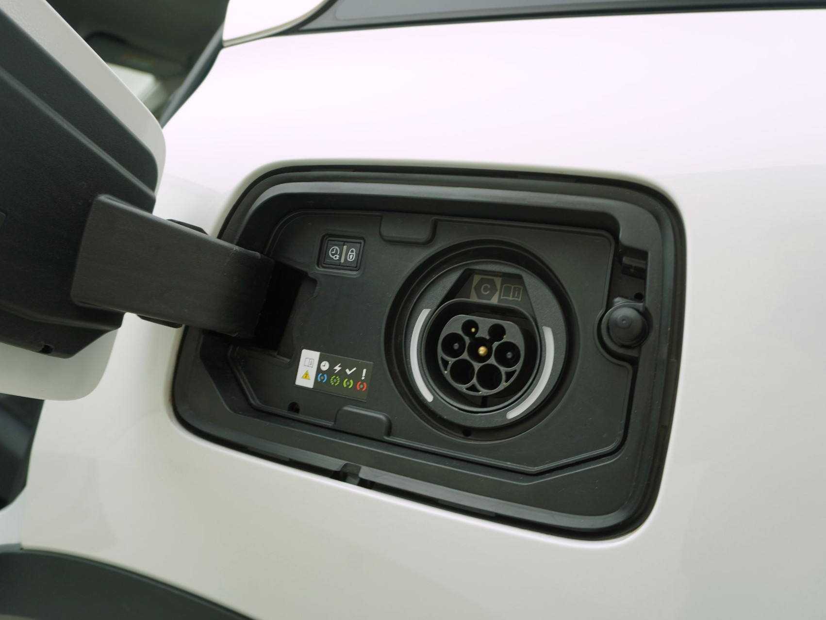 CITROËN C5 Aircross 1.6 Plug-in Hybrid Swiss Edition