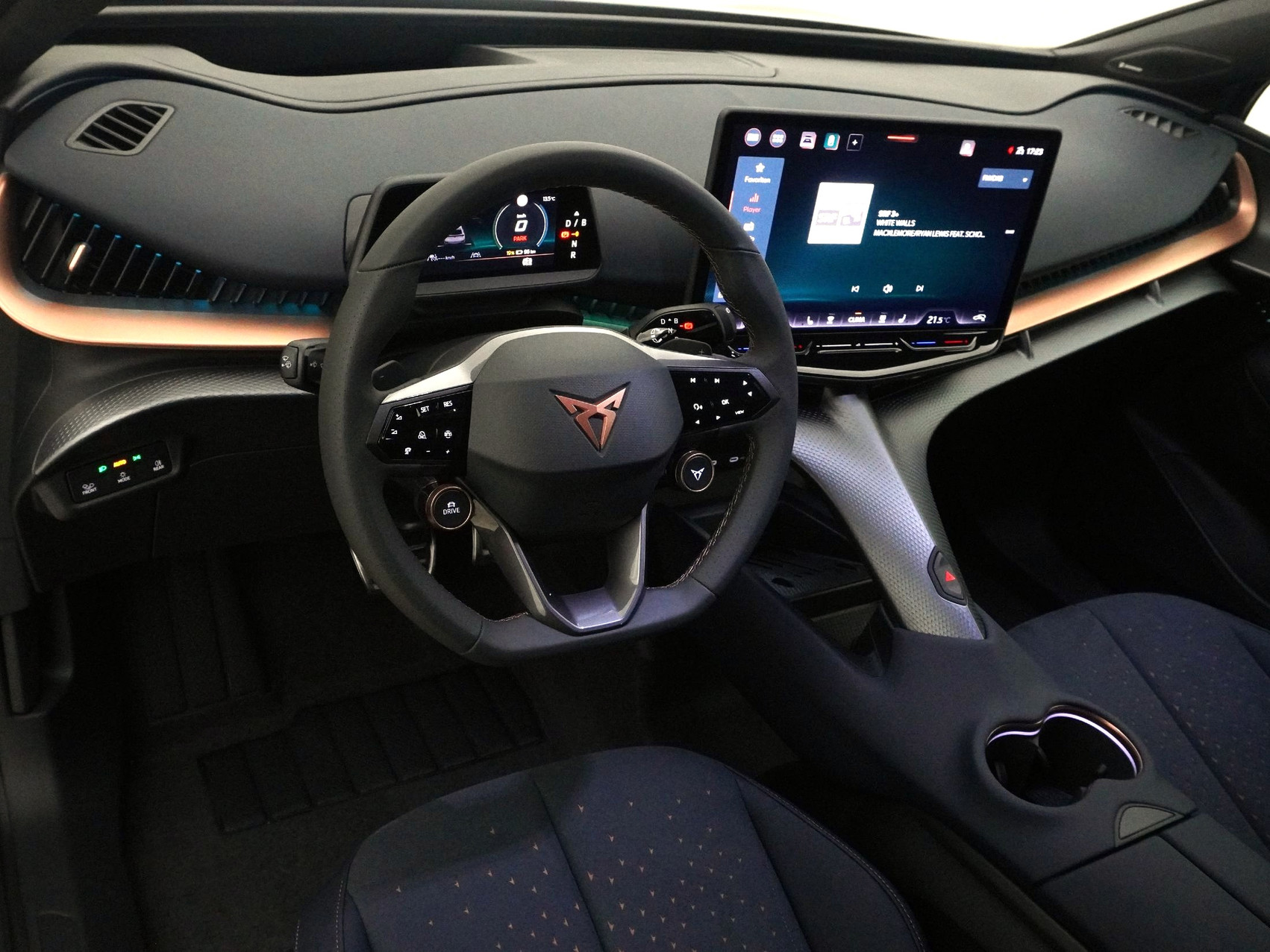 CUPRA Tavascan VZ Adrenaline