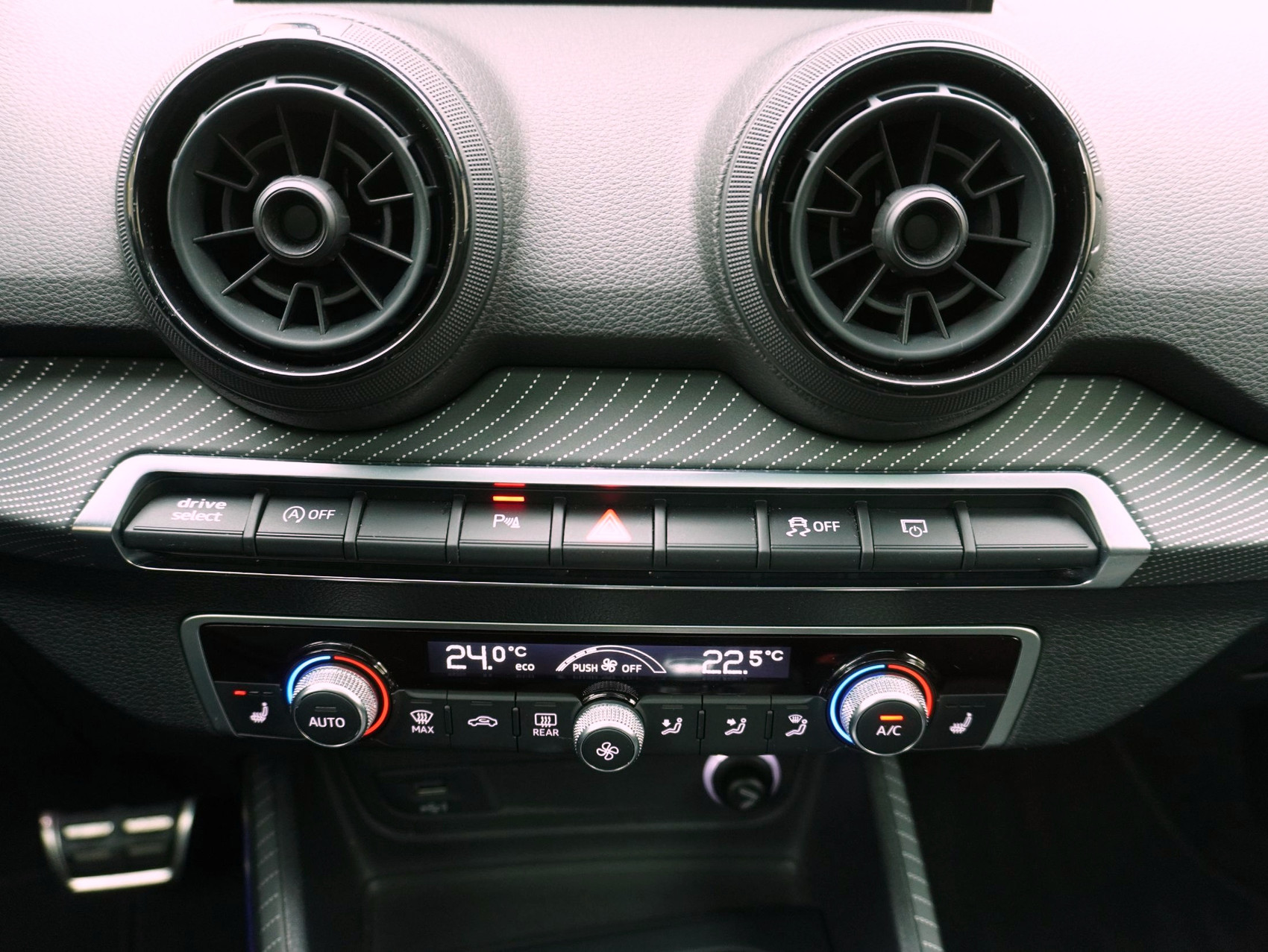 AUDI Q2 1.4 TFSI S line S-Tronic