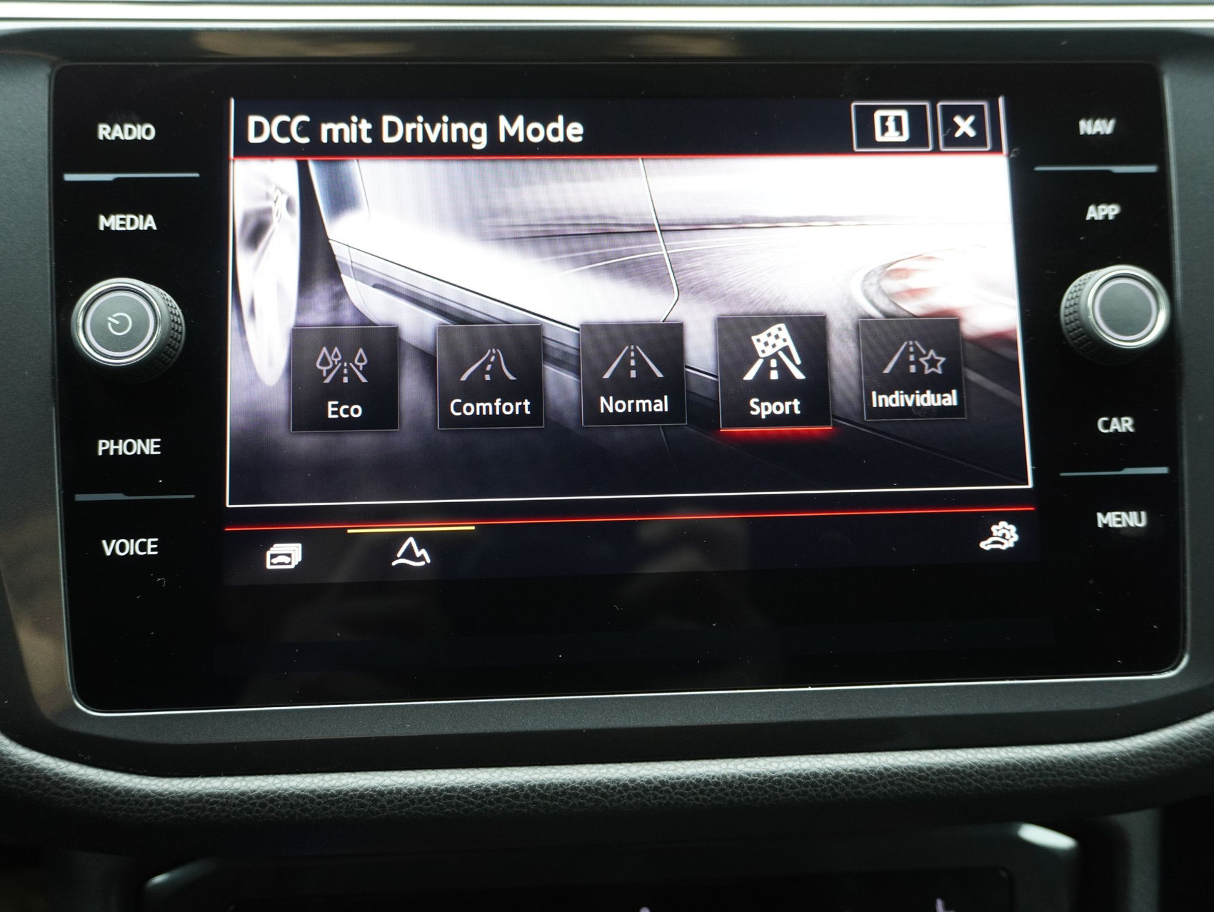 VW Tiguan Allspace 2.0 TSI DSG R-Line Black Style 4Motion