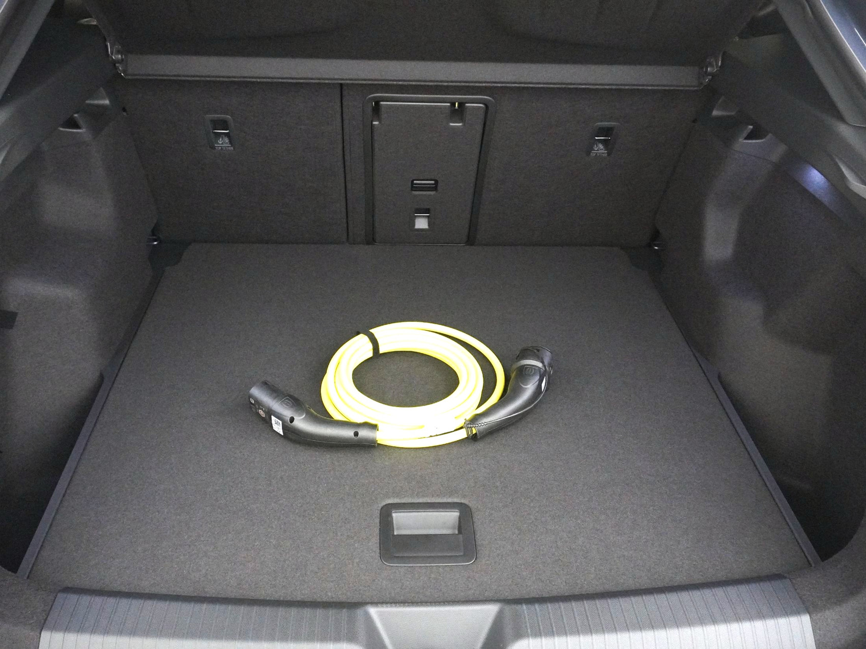 CUPRA Tavascan VZ Adrenaline