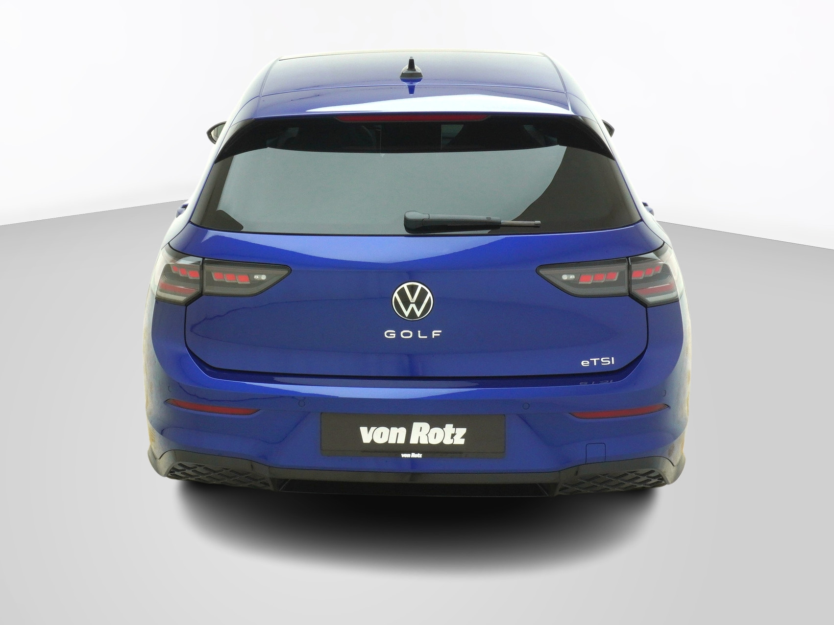 VW Golf VIII 1.5 eTSI R-Line DSG