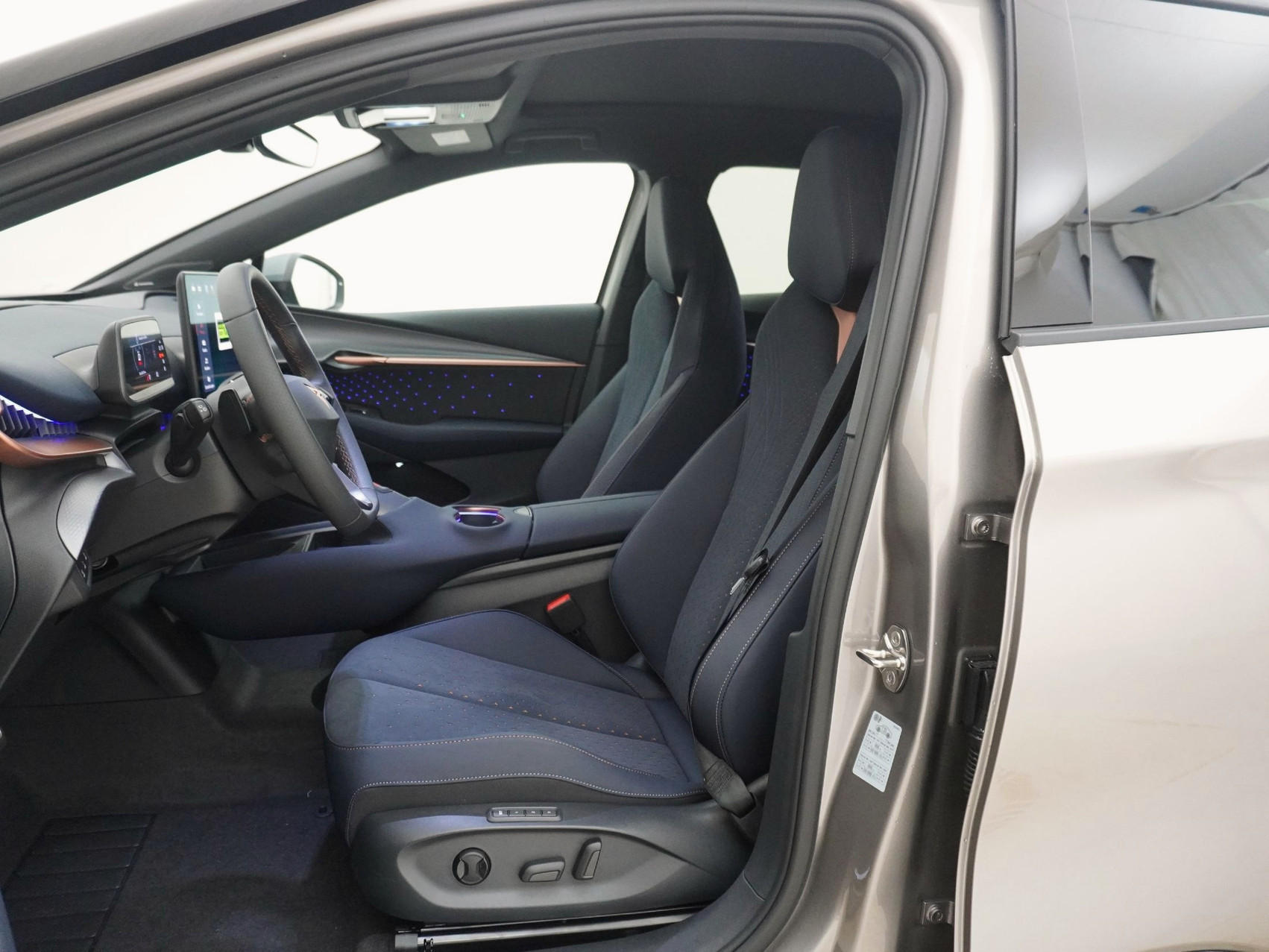 CUPRA Tavascan VZ Adrenaline