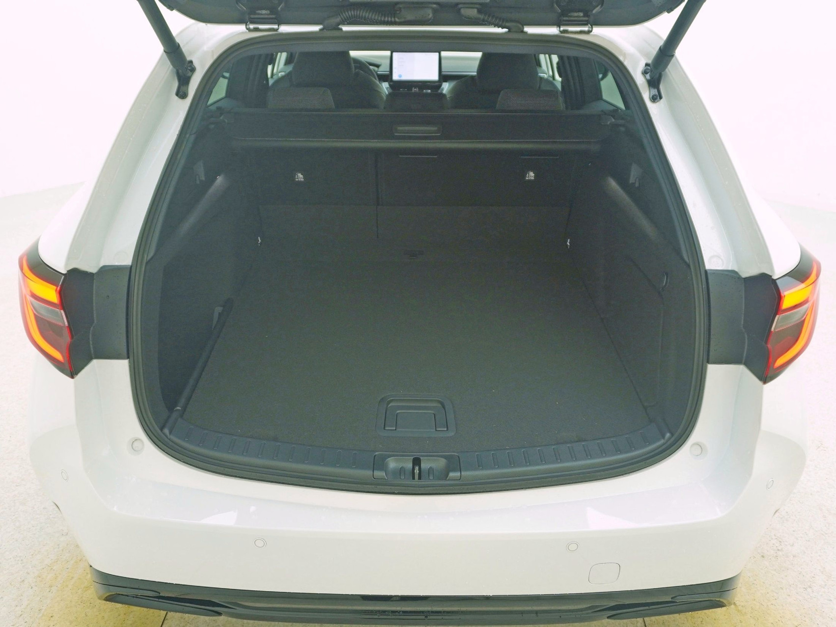 TOYOTA Corolla Touring Sports 2.0 HSD Swiss Edition