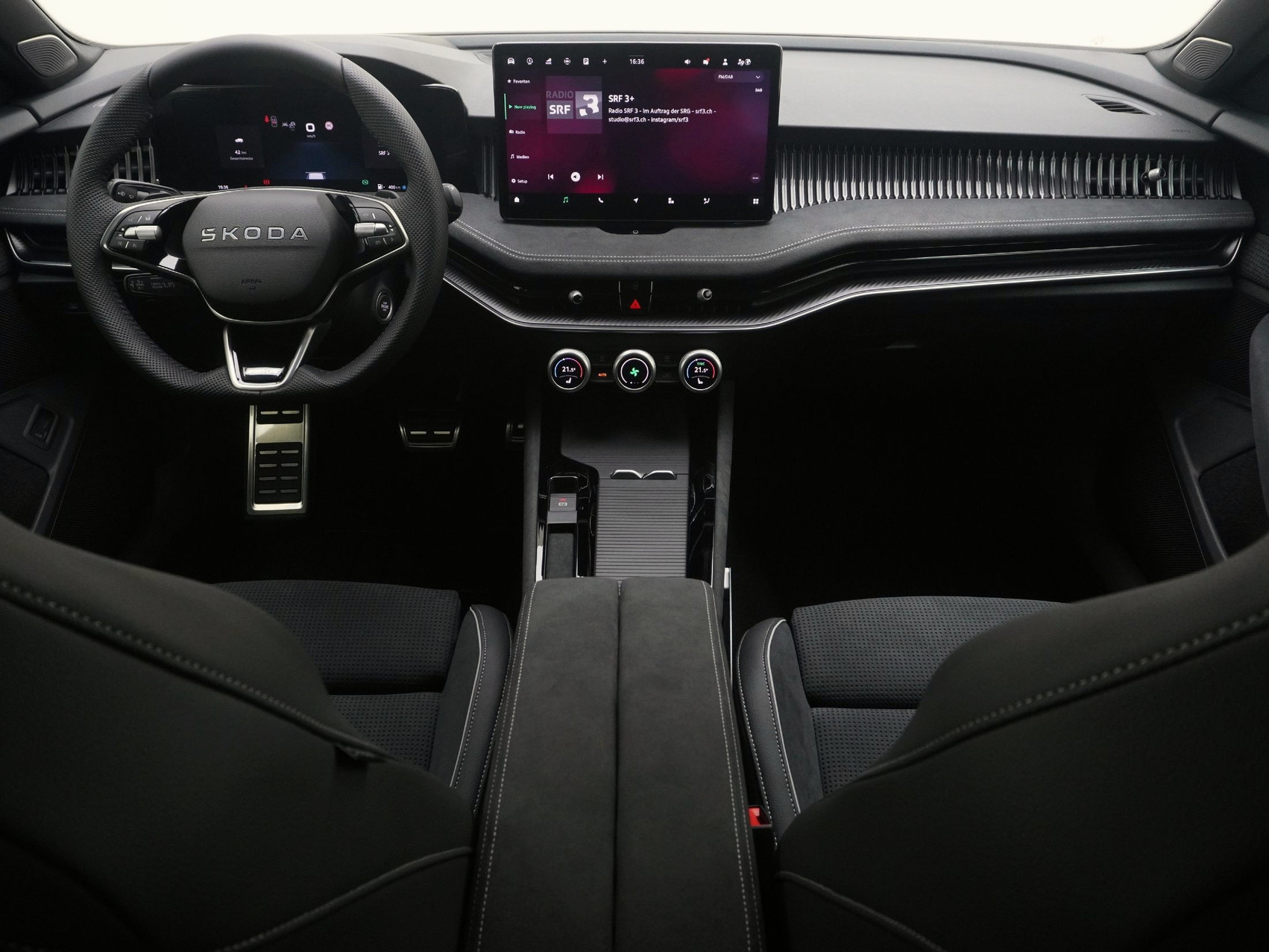 SKODA Superb 2.0 TSI Sportline 4×4 DSG