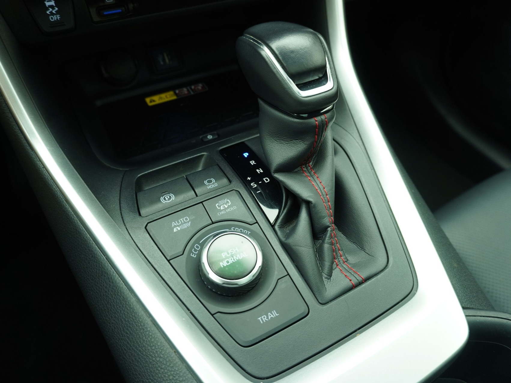 TOYOTA RAV4 2.5 Plug-In-Hybrid Platinum
