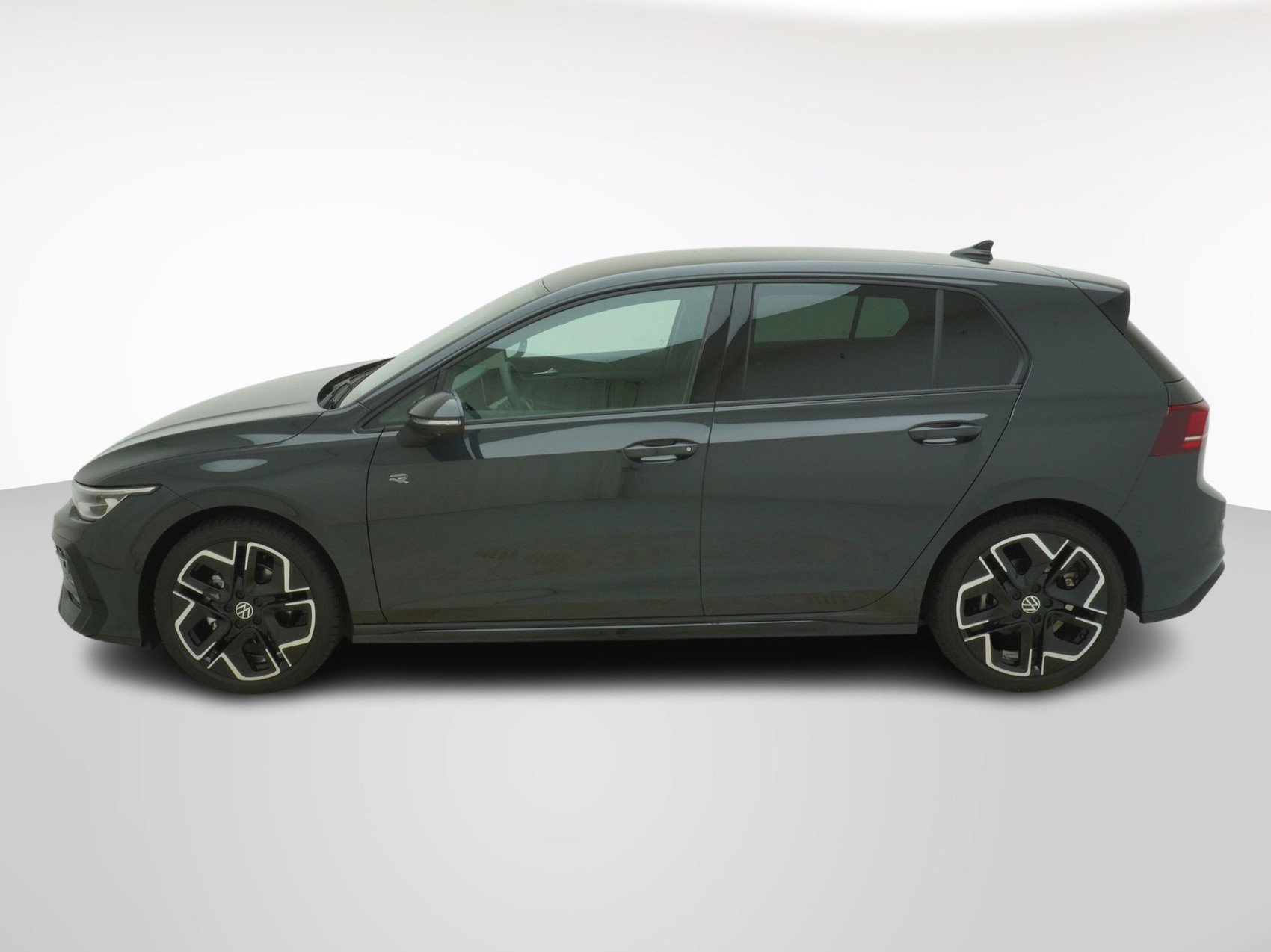 VW Golf VIII 1.5 eTSI R-Line DSG