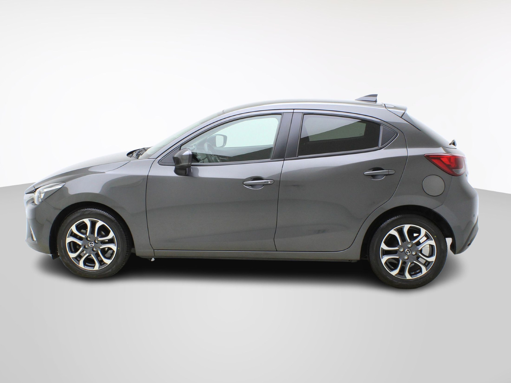 MAZDA 2 1.5 Revolution
