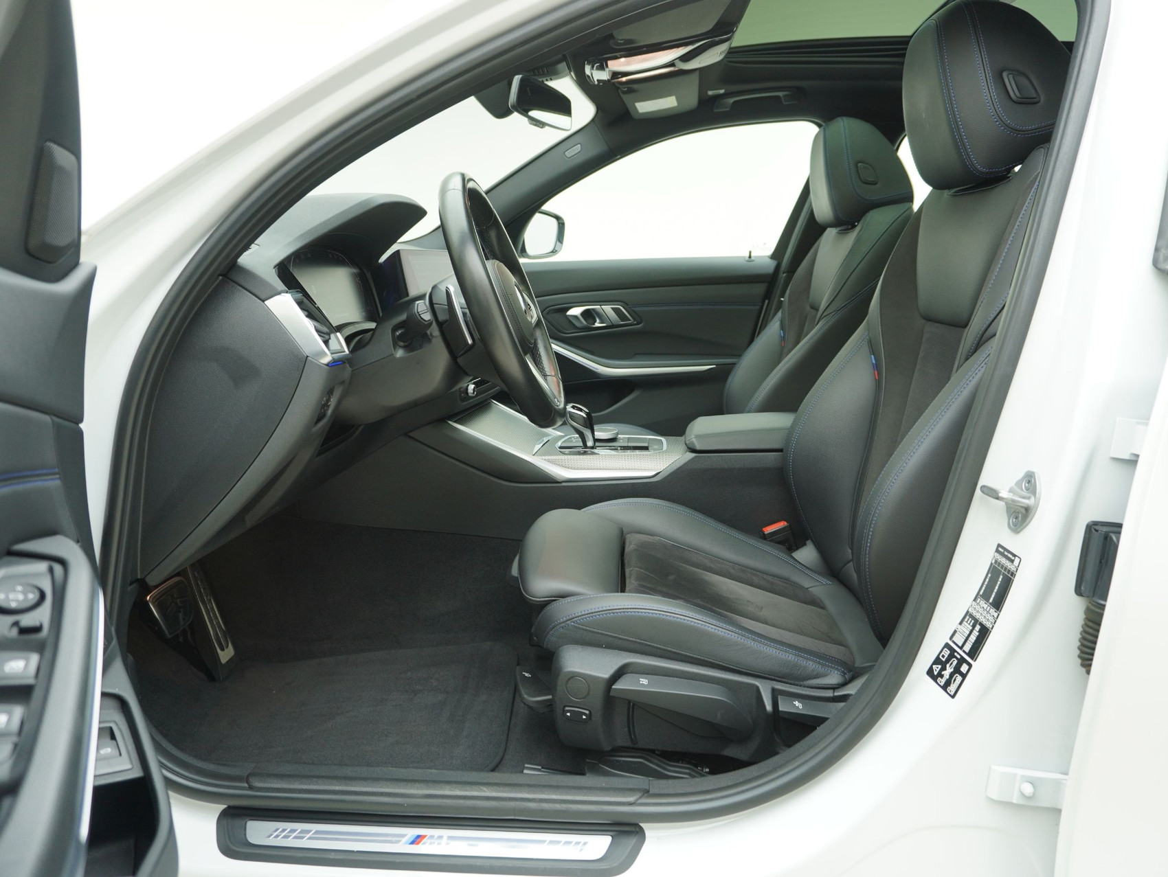 BMW 3er 330i xDrive Touring M Sport