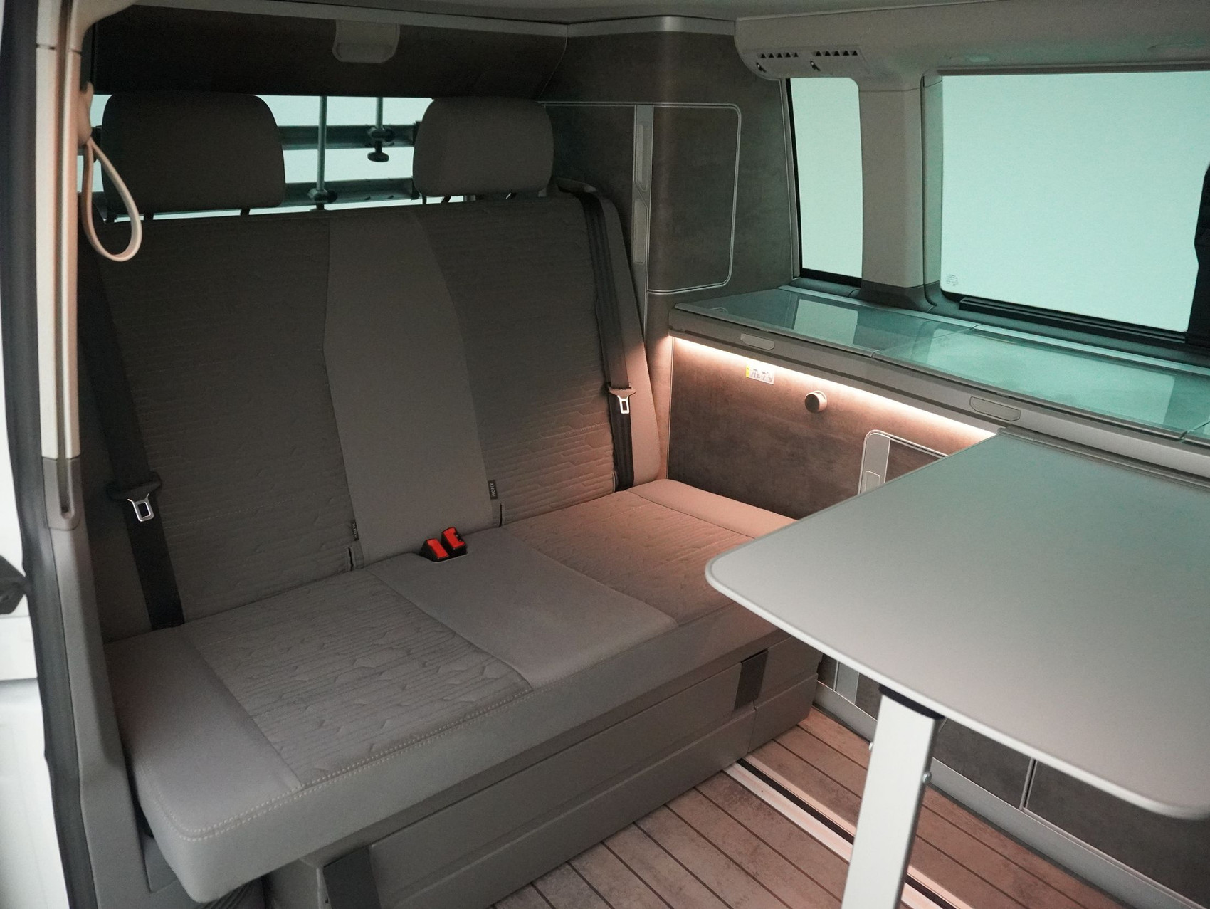 VW T6.1 California 3000 2.0 TDI DSG Ocean Edition Liberty 4Motion **Küchengeschränk/Standheizung**