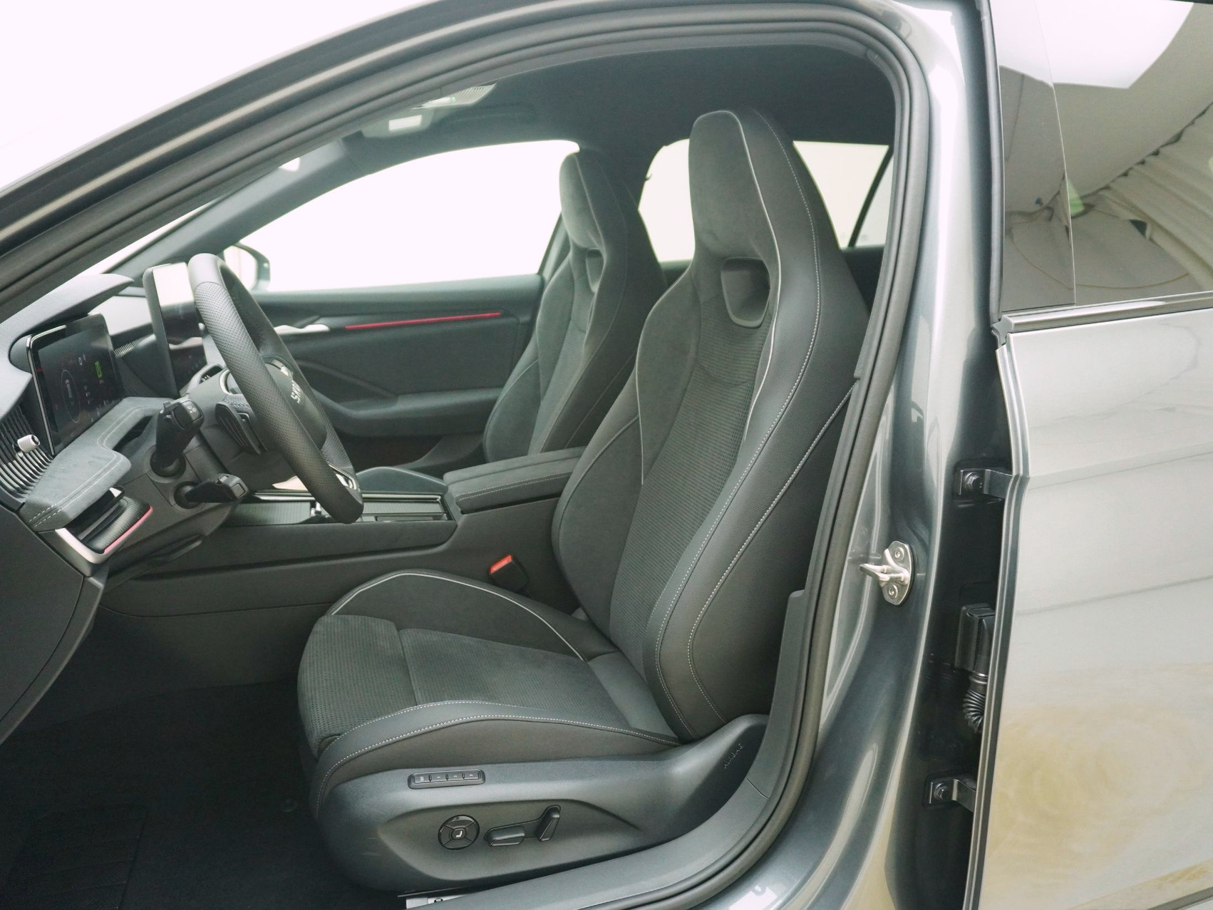 SKODA Superb 1.5 TSI Plug-in-Hybrid Sportline DSG