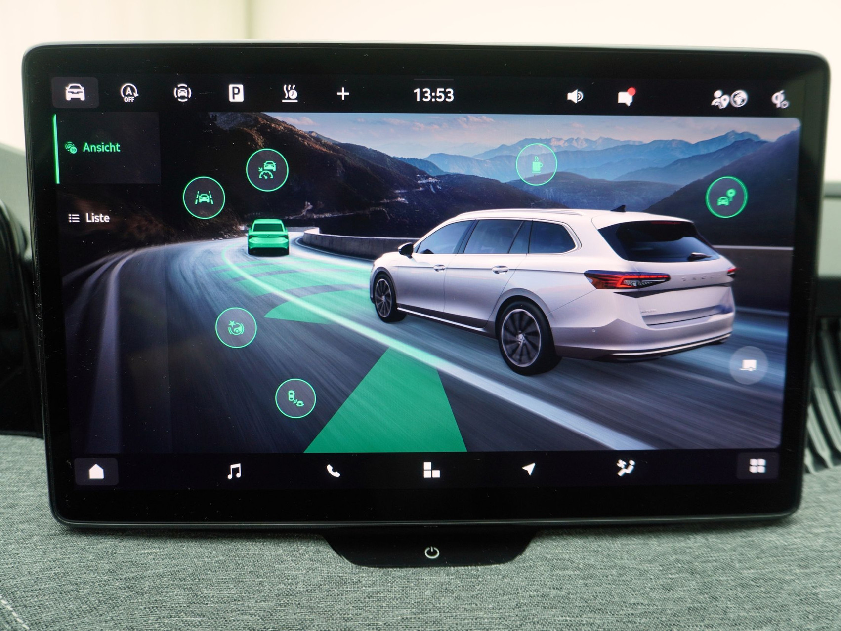 SKODA Superb 2.0 TDI DSG Selection Loft 4×4