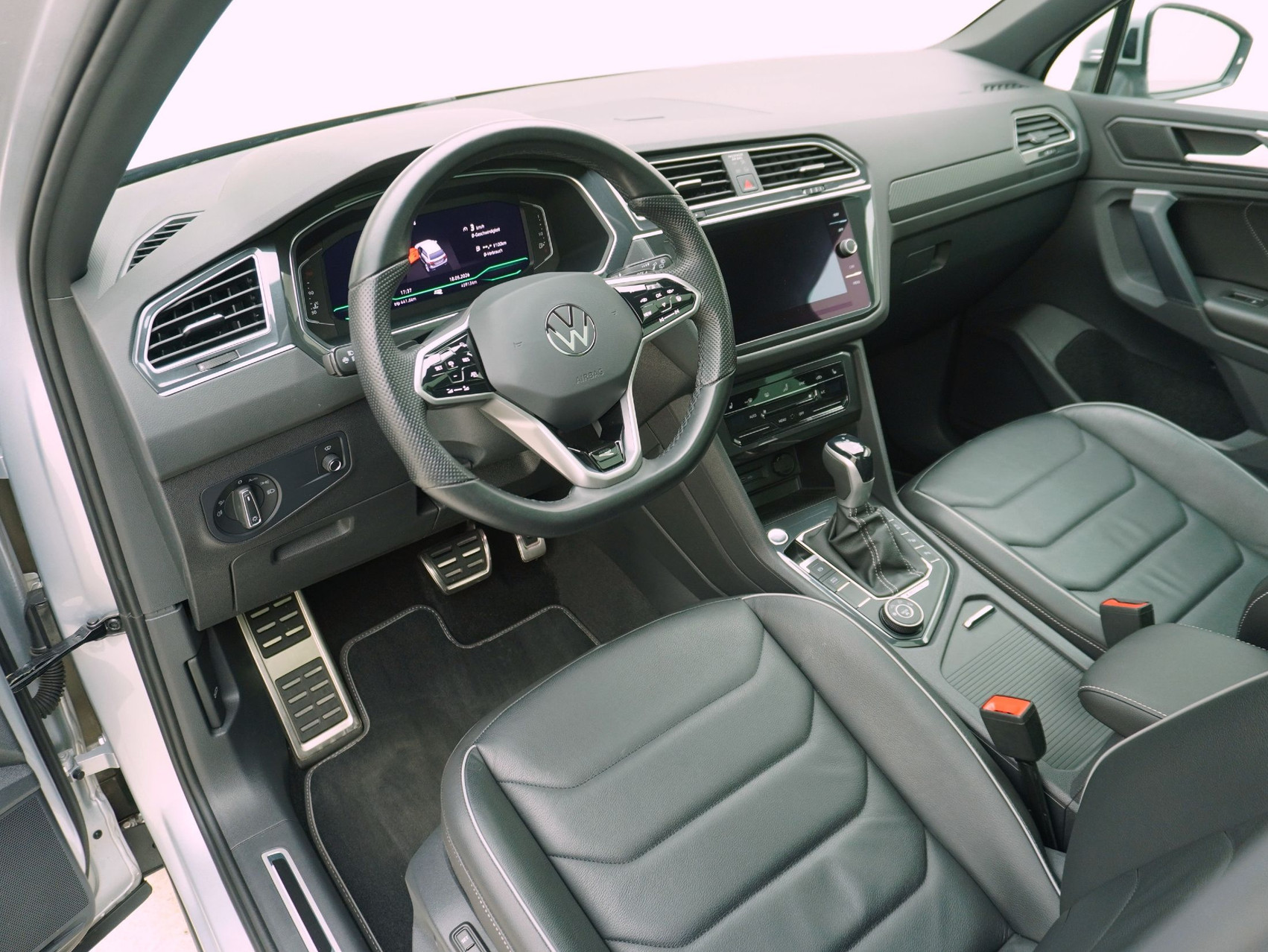 VW Tiguan 2.0 TSI DSG R-Line 4Motion