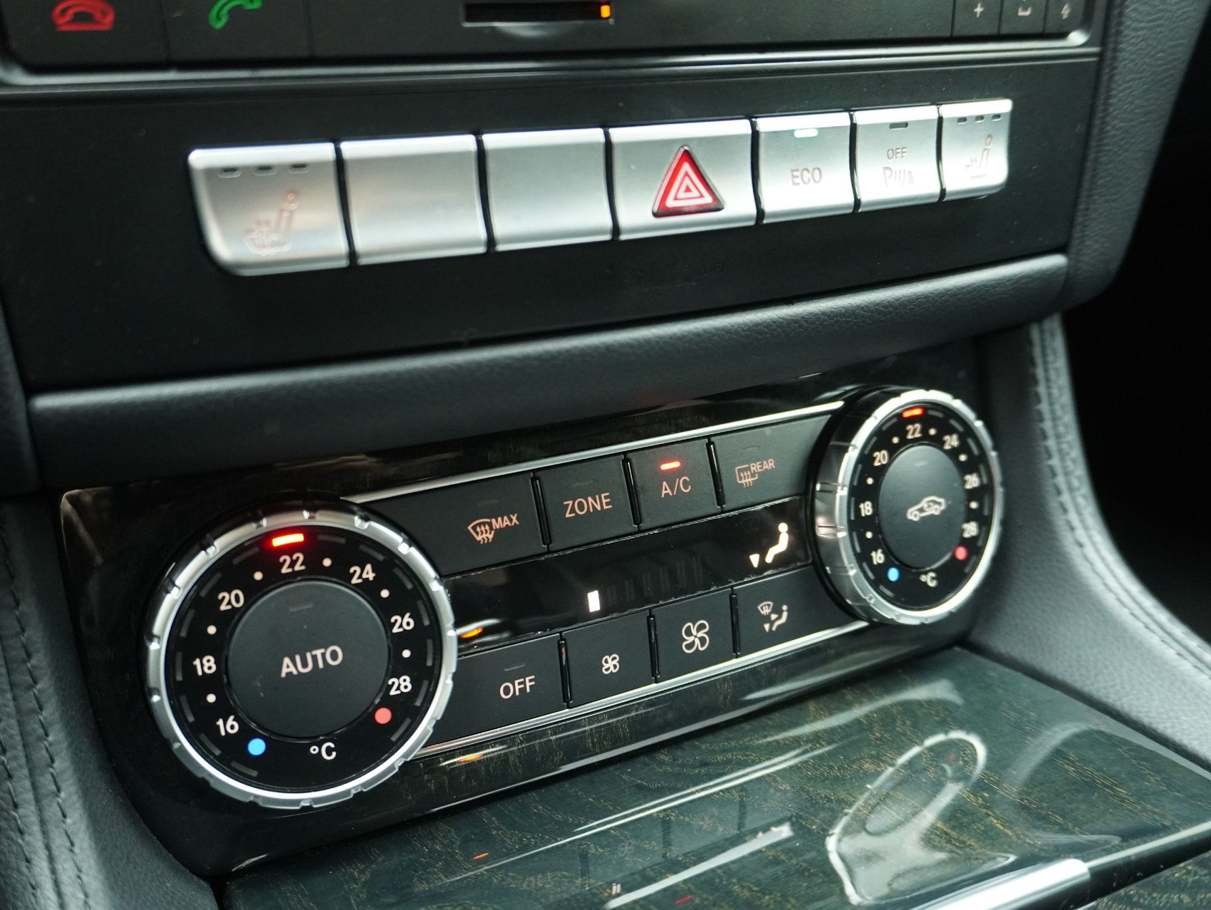 MERCEDES-BENZ CLS 400 V6 4matic