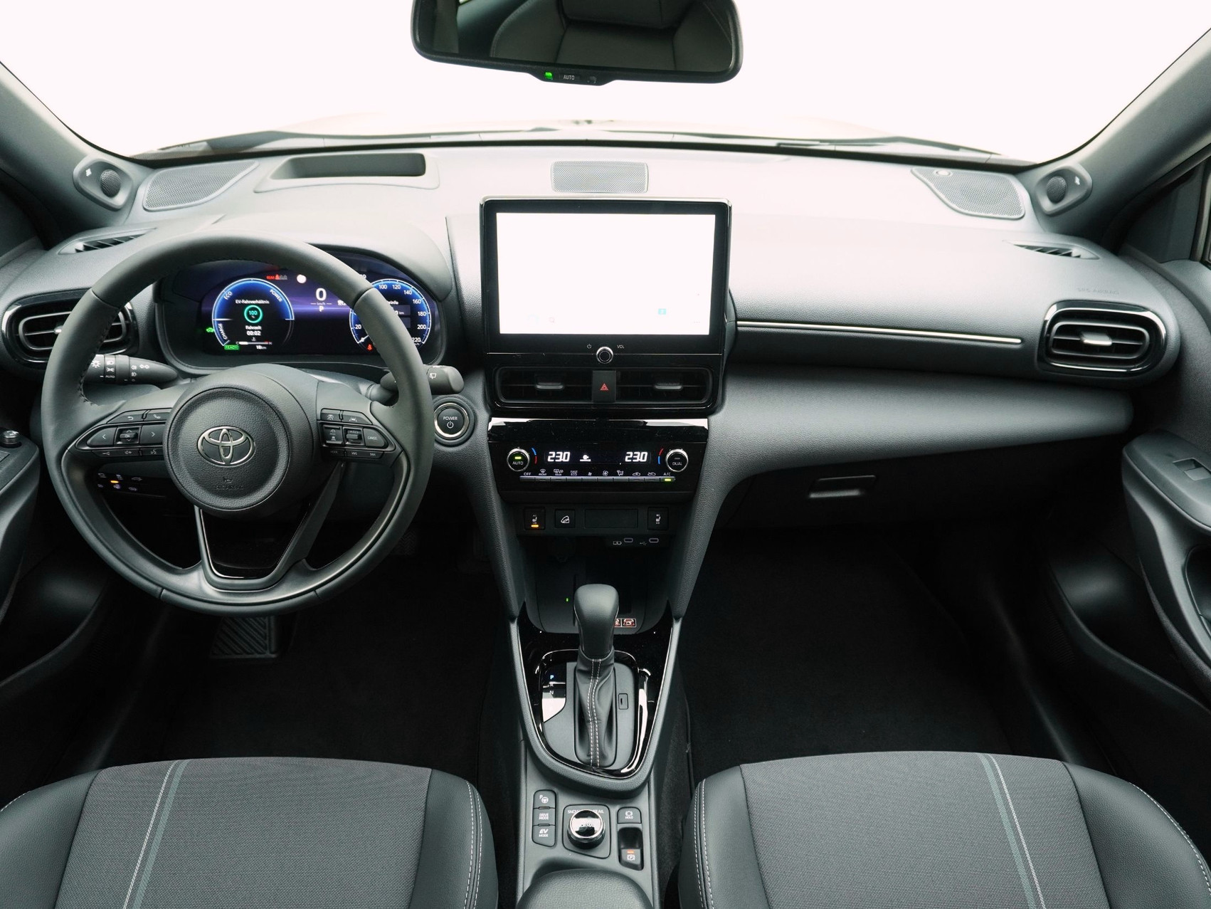 TOYOTA Yaris Cross 1.5 VVT-i HSD Premium AWD-i ** 4×4 ** 360° Kamera **