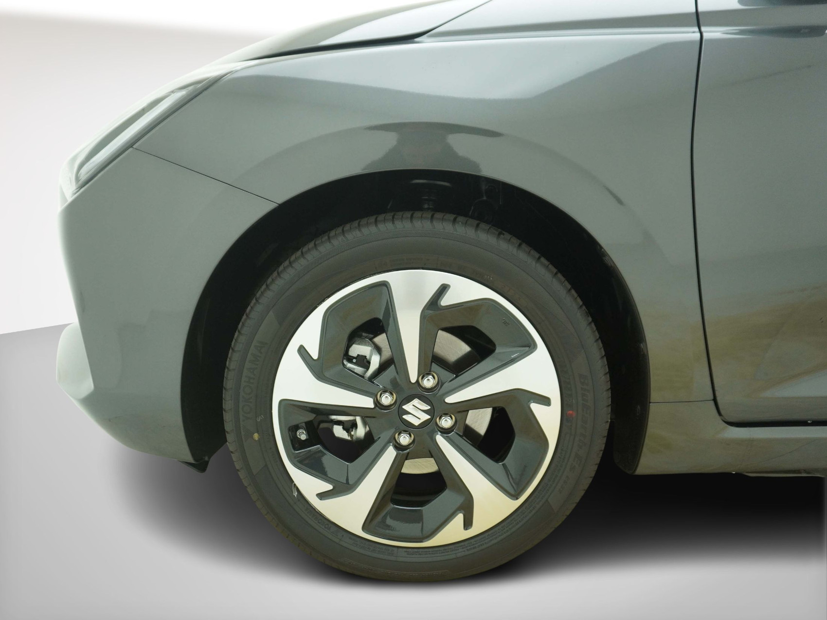 SUZUKI Swift 1.2 1st Edition Top Hybrid