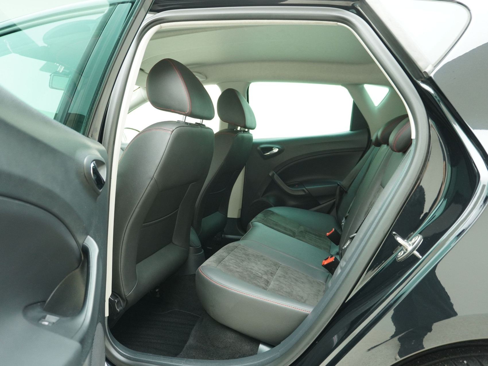 SEAT Ibiza 1.4 TSI DSG FR