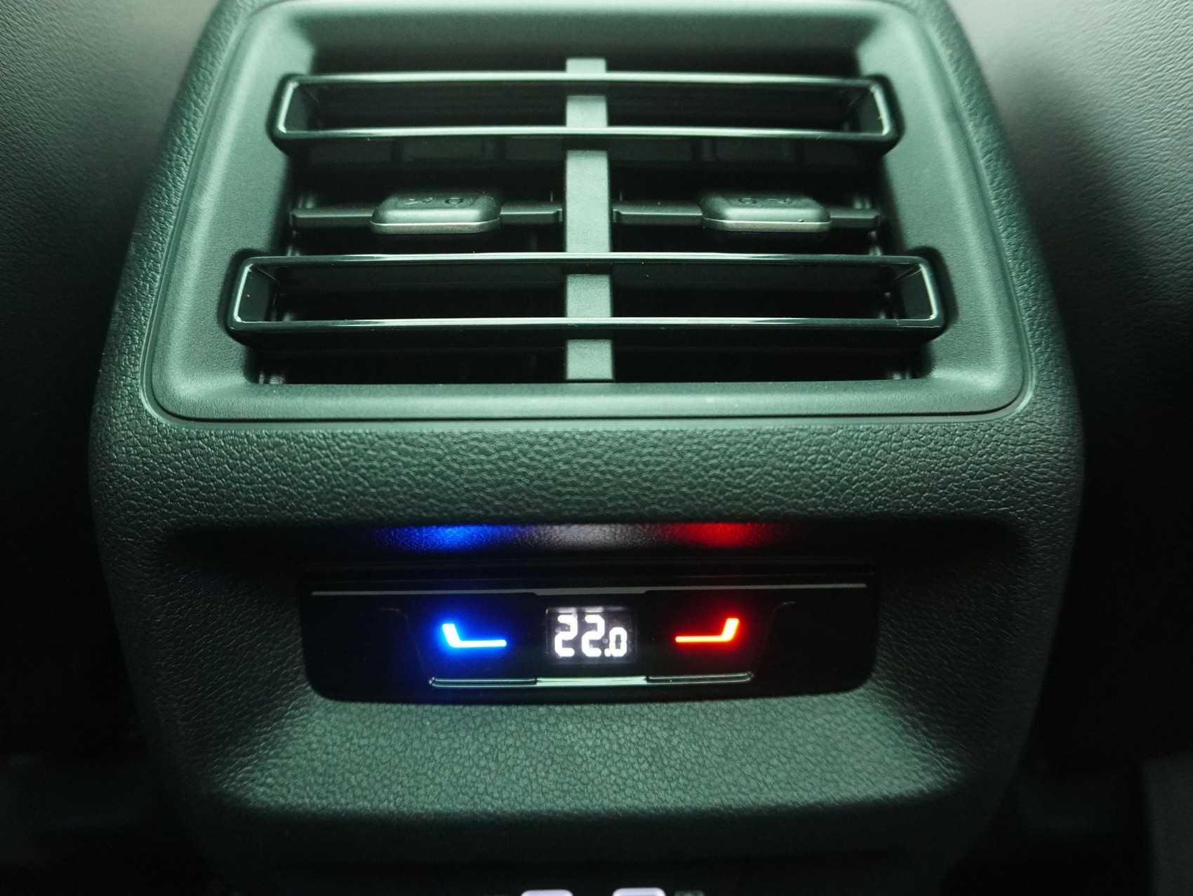 VW Tiguan 2.0 TDI DSG R-Line Black Style 4Motion (2025)