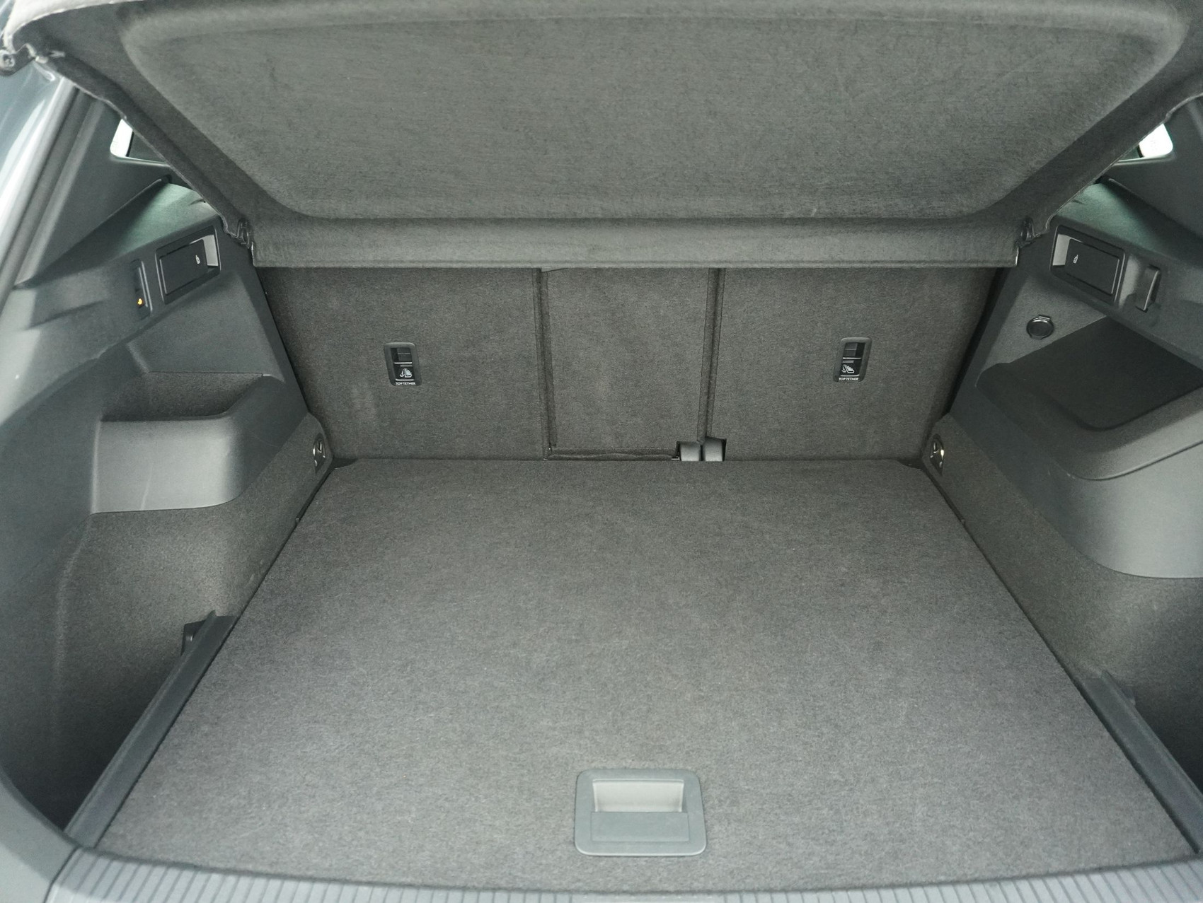 VW Tiguan 2.0 TSI DSG R-Line Black Style 4Motion (2025)