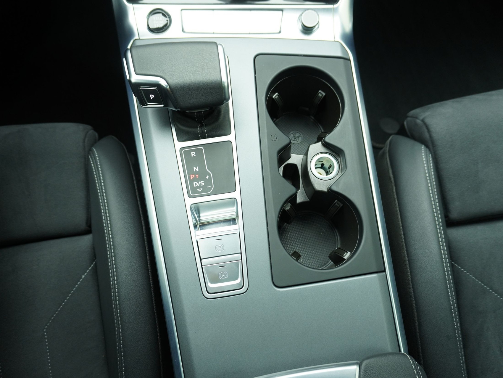 AUDI A6 Avant 45 TFSI S Line quattro S-Tronic **Audi Werksgarantie bis 02/2030**