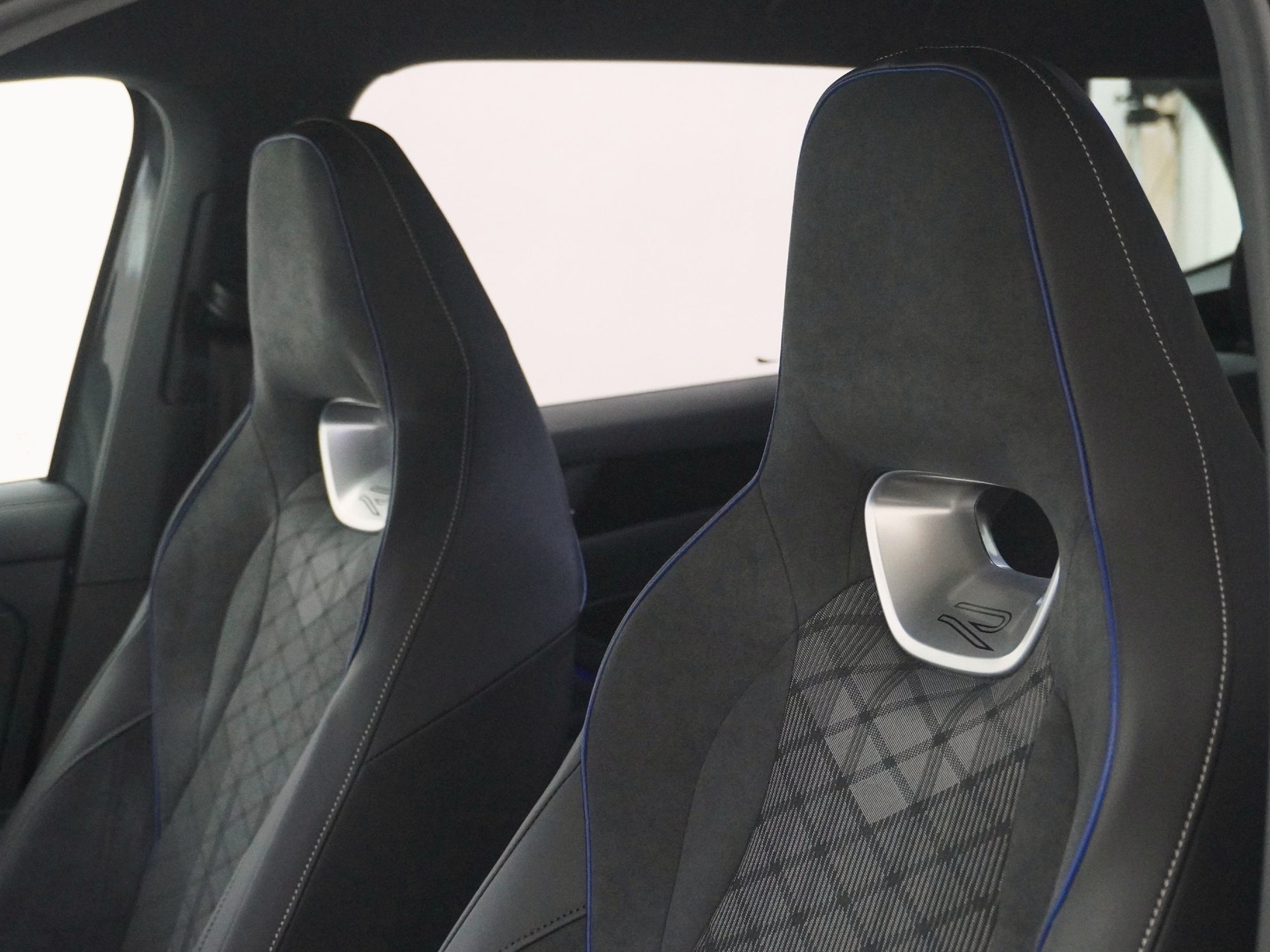 VW Passat Variant 1.5 TSI Plug-in-Hybrid R-Line