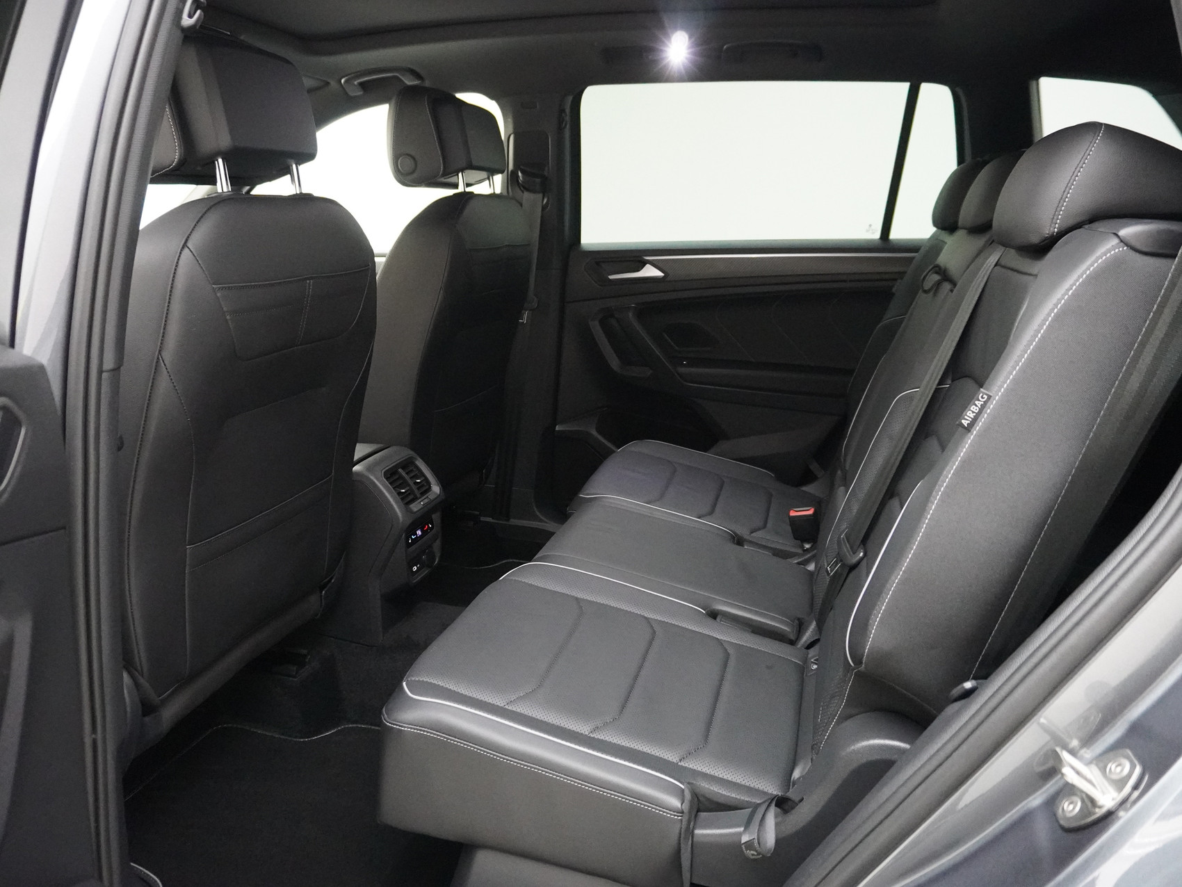 VW Tiguan Allspace 2.0 TSI DSG R-Line Black Style 4Motion **Vollausstattung**