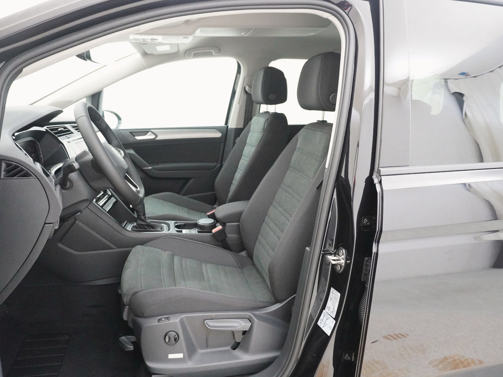 VW Touran 1.5 TSI R-Line DSG